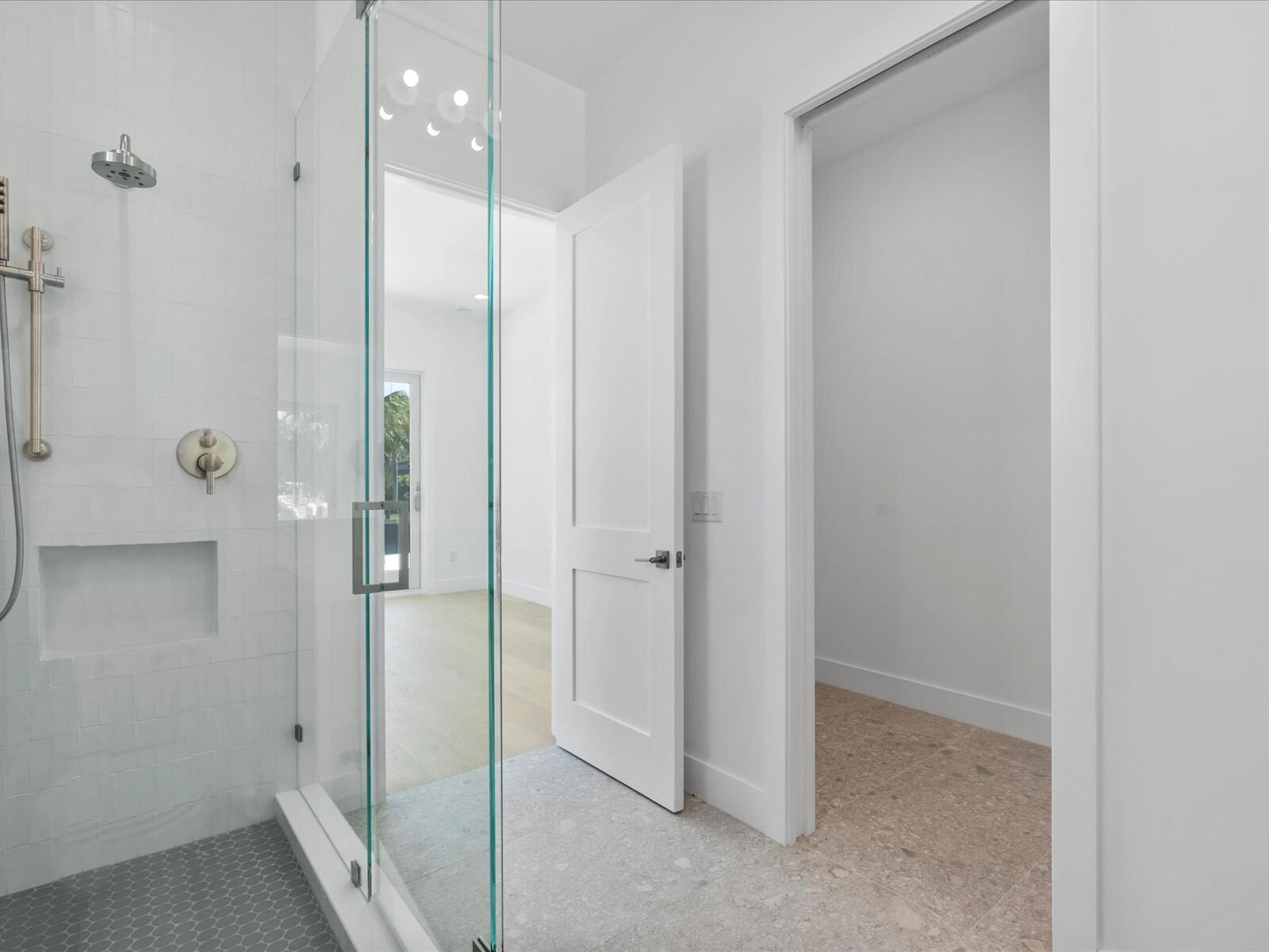 MLS #RX-10999519 image #22