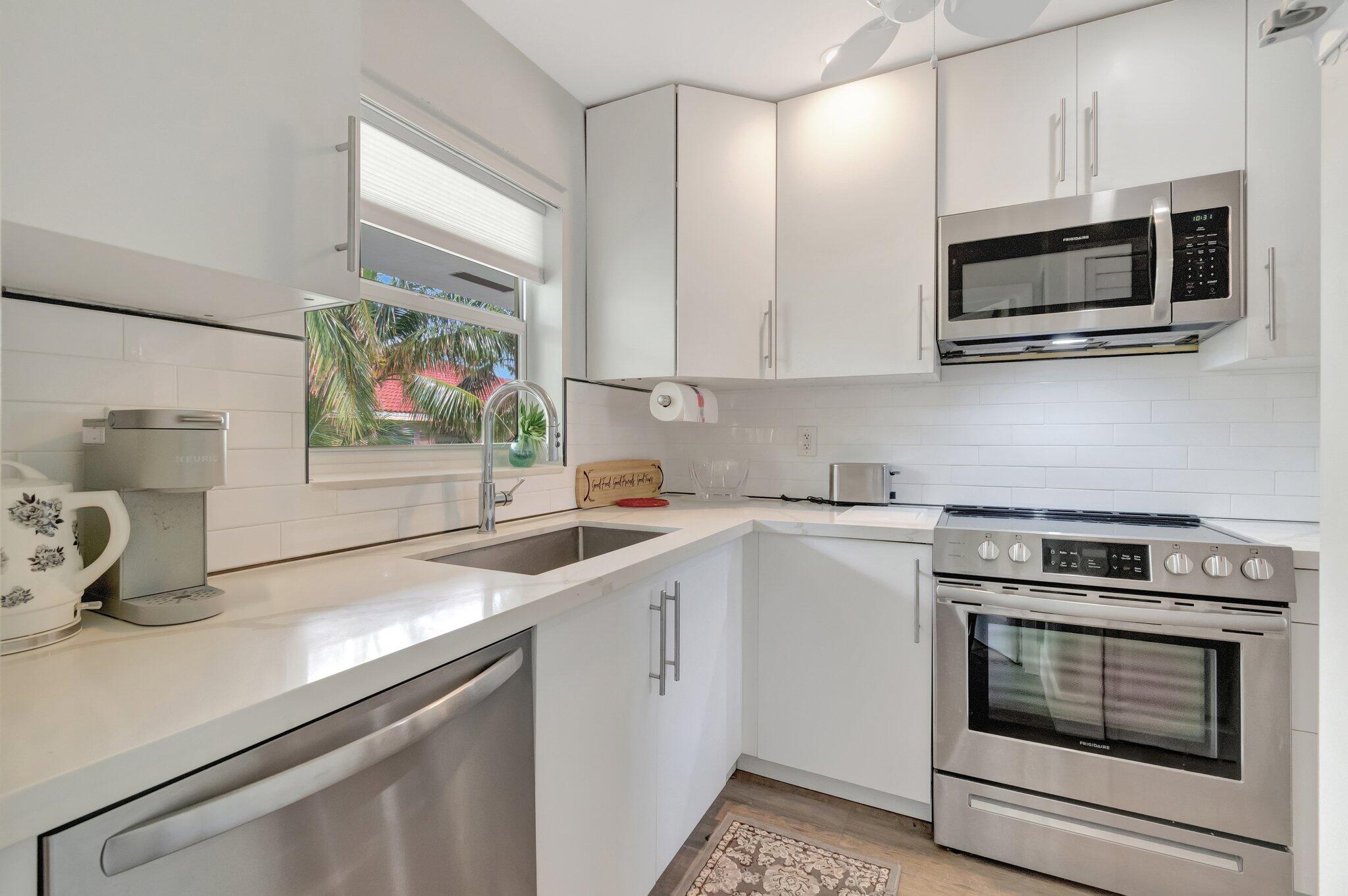 MLS #RX-10924146 image #17