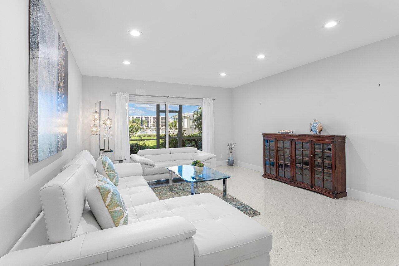 MLS #RX-11093244 image #11