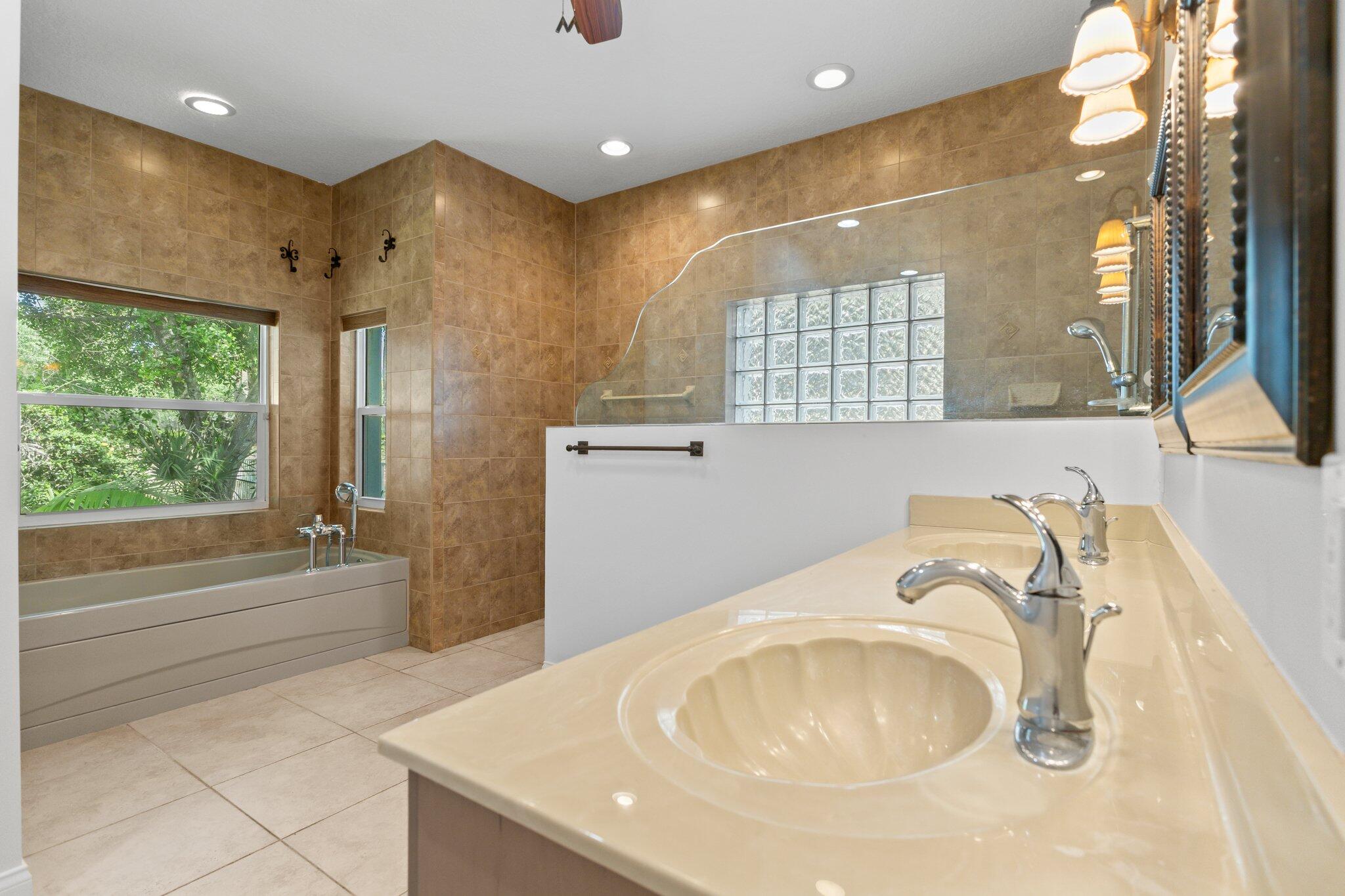 MLS #RX-11093603 image #25