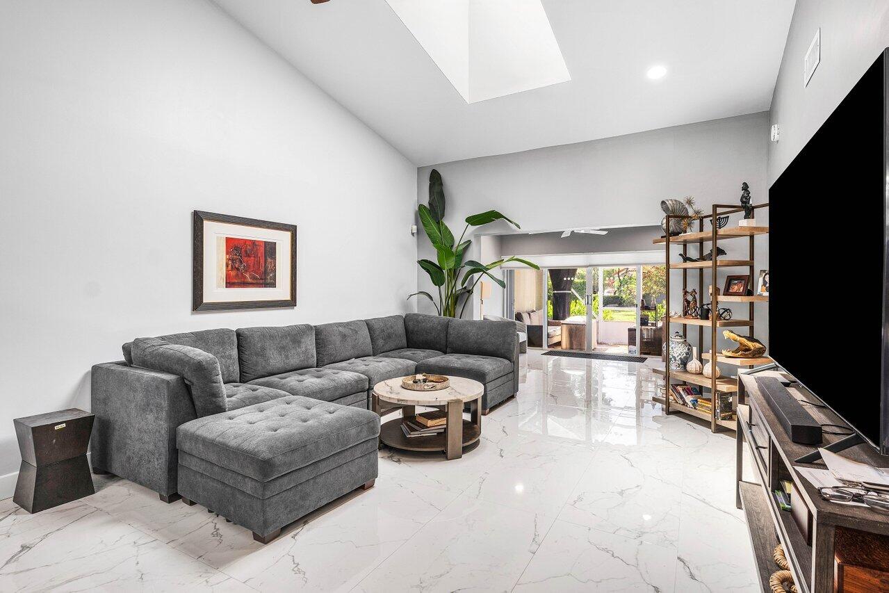 MLS #RX-11093949 image #8