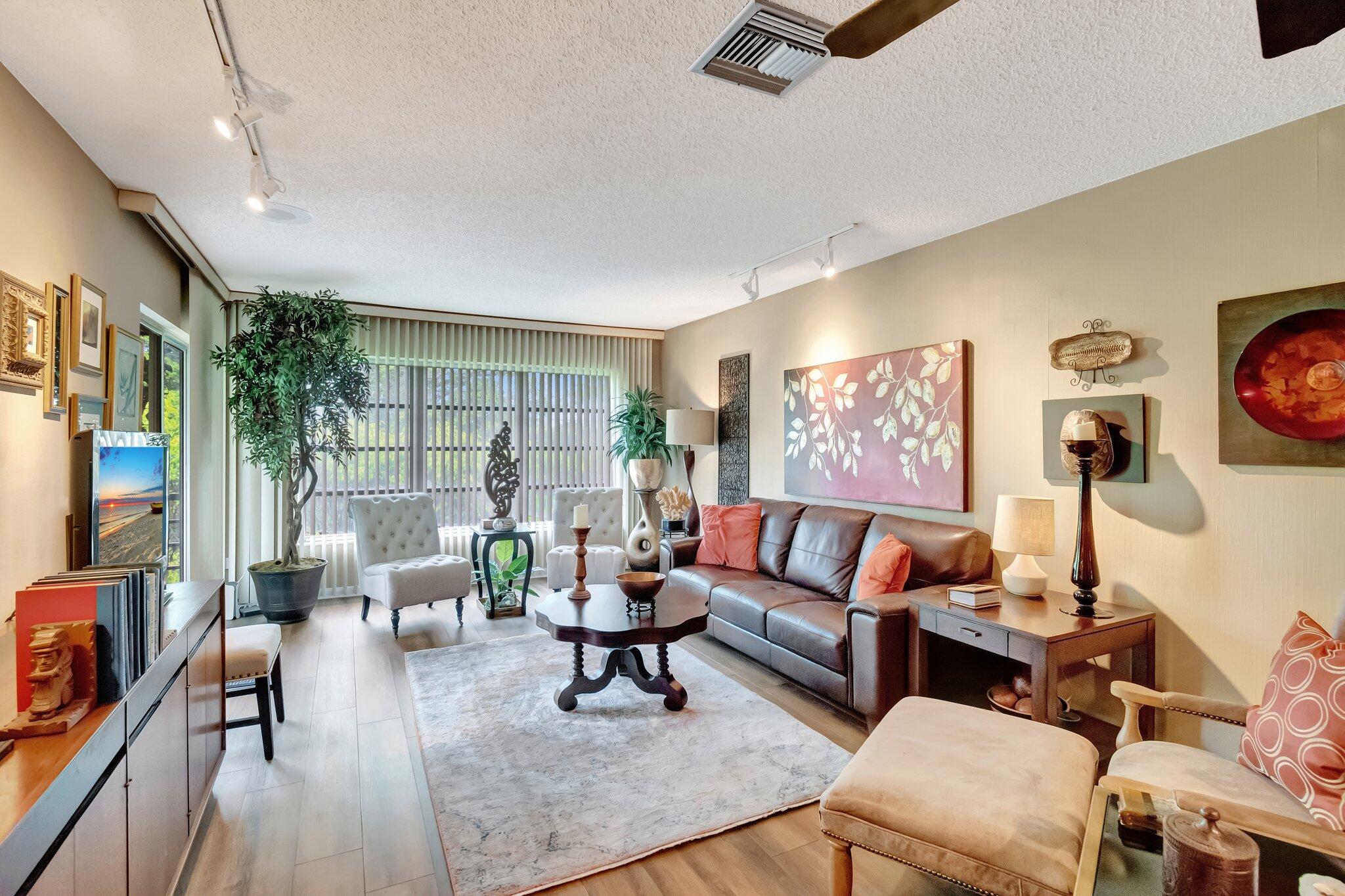 MLS #RX-10666568 image #17