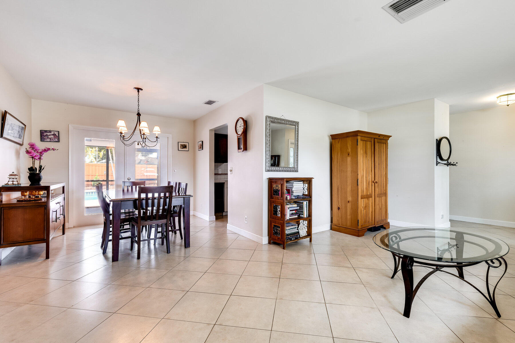 MLS #RX-11096953 image #11