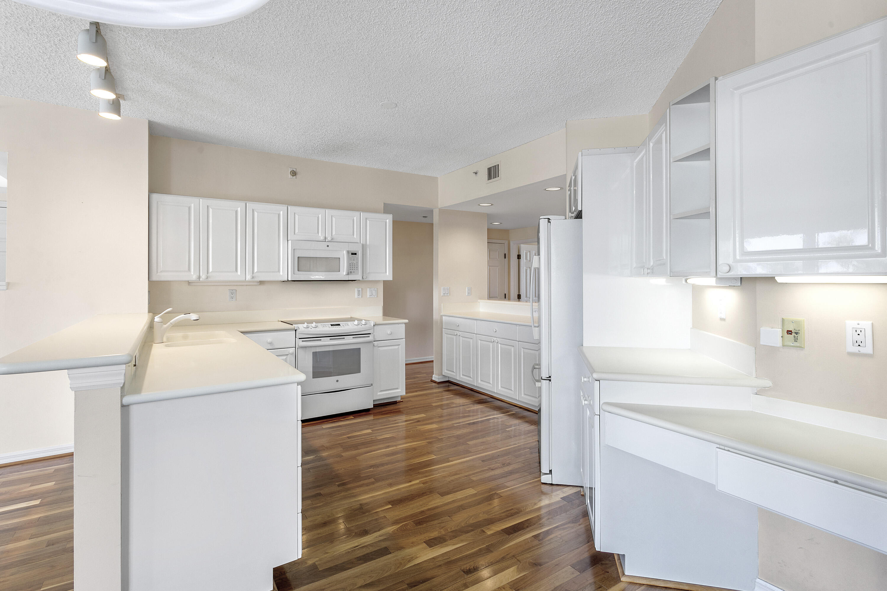 MLS #RX-11097162 image #12