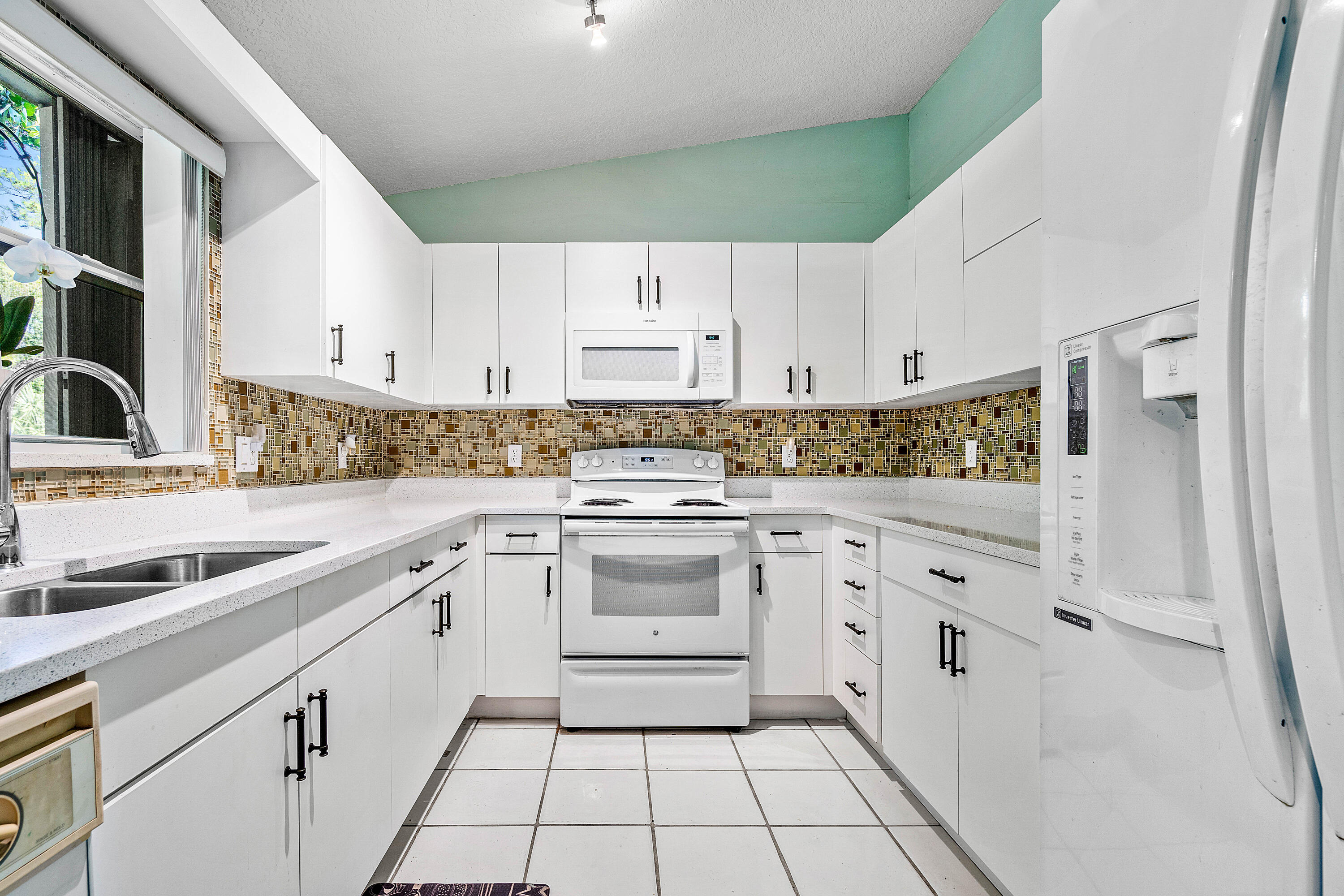 MLS #RX-11044079 image #11