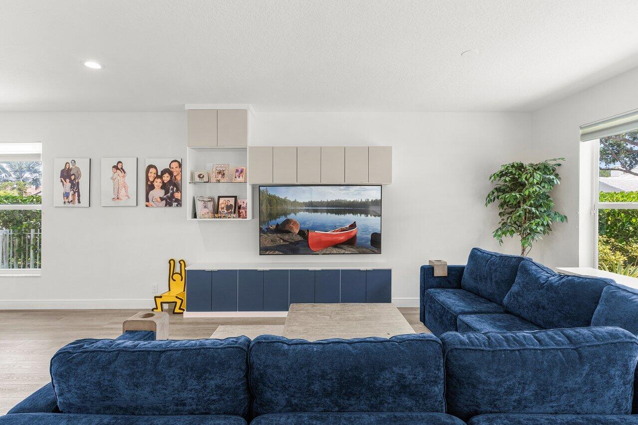 MLS #RX-11098340 image #9