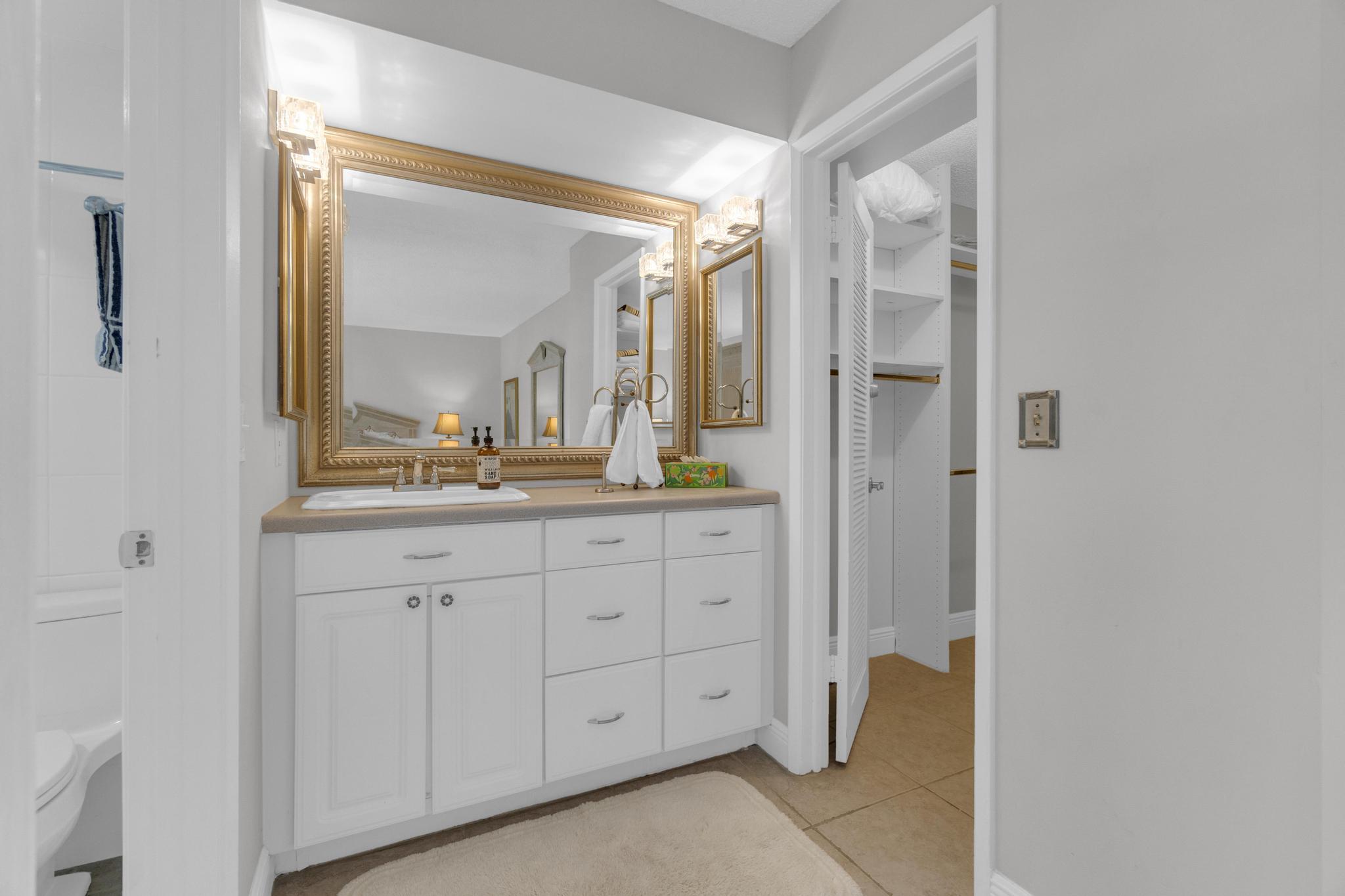 MLS #RX-11099013 image #9