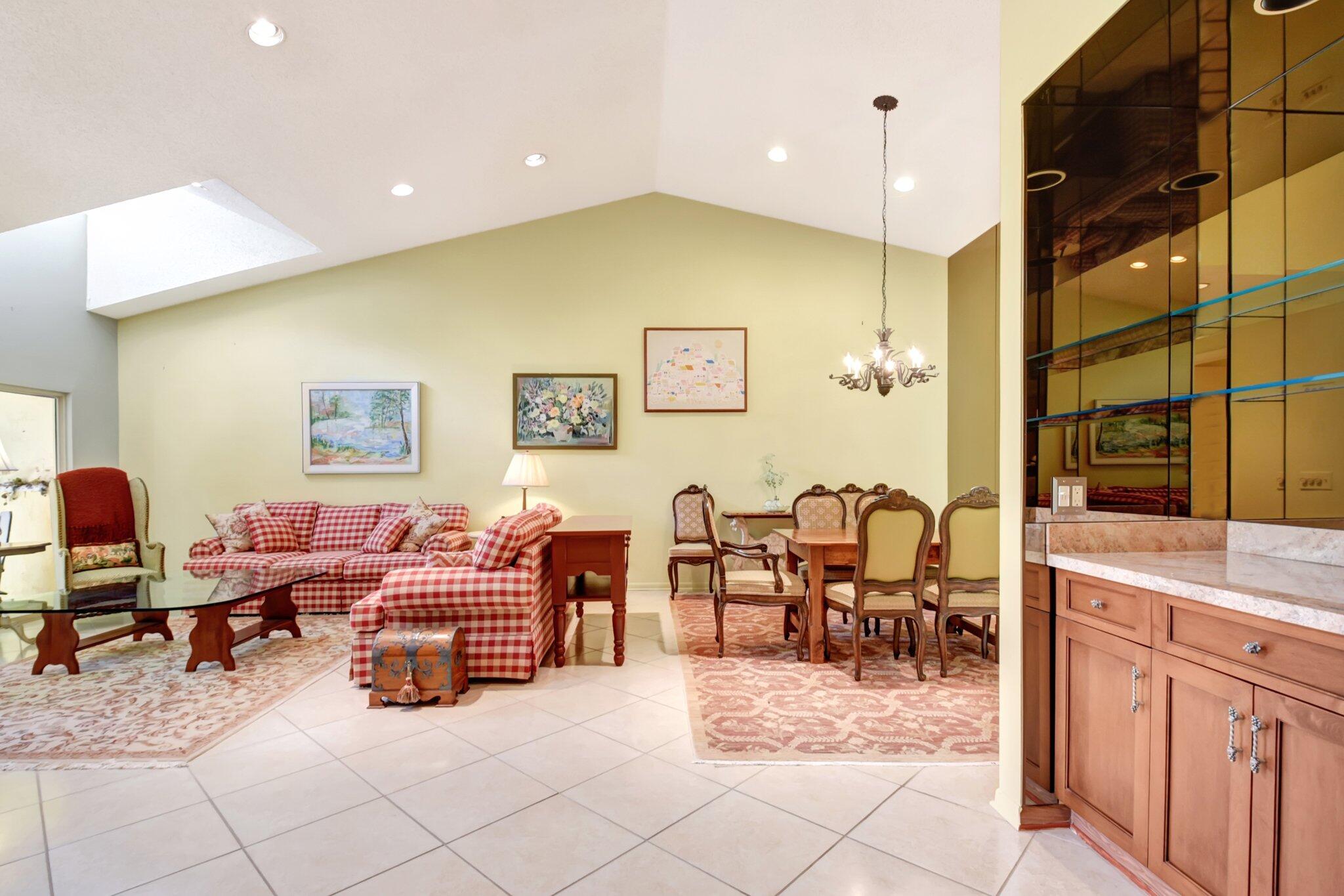 MLS #RX-11099246 image #5