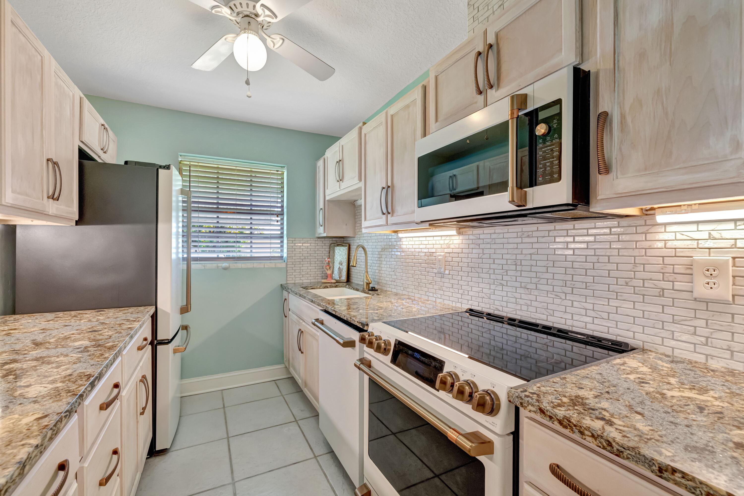 MLS #RX-10818514 image #7