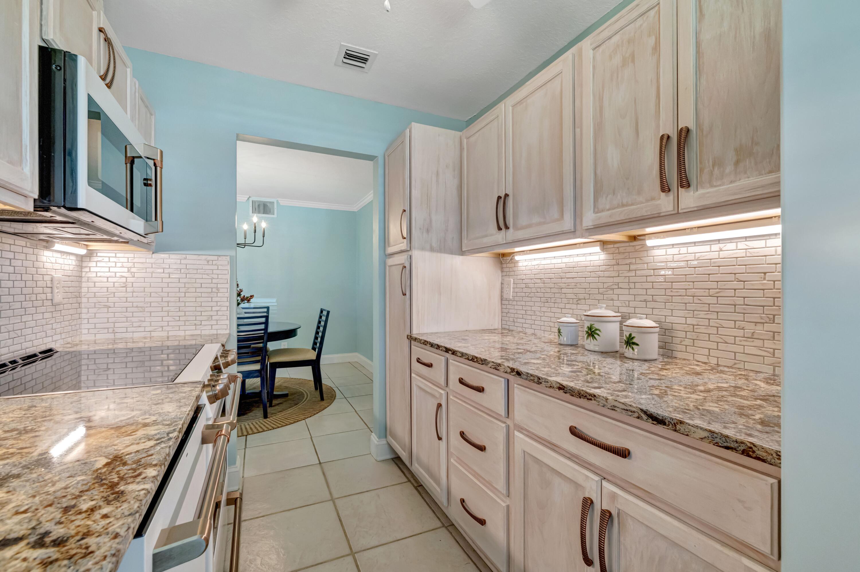 MLS #RX-10818514 image #8