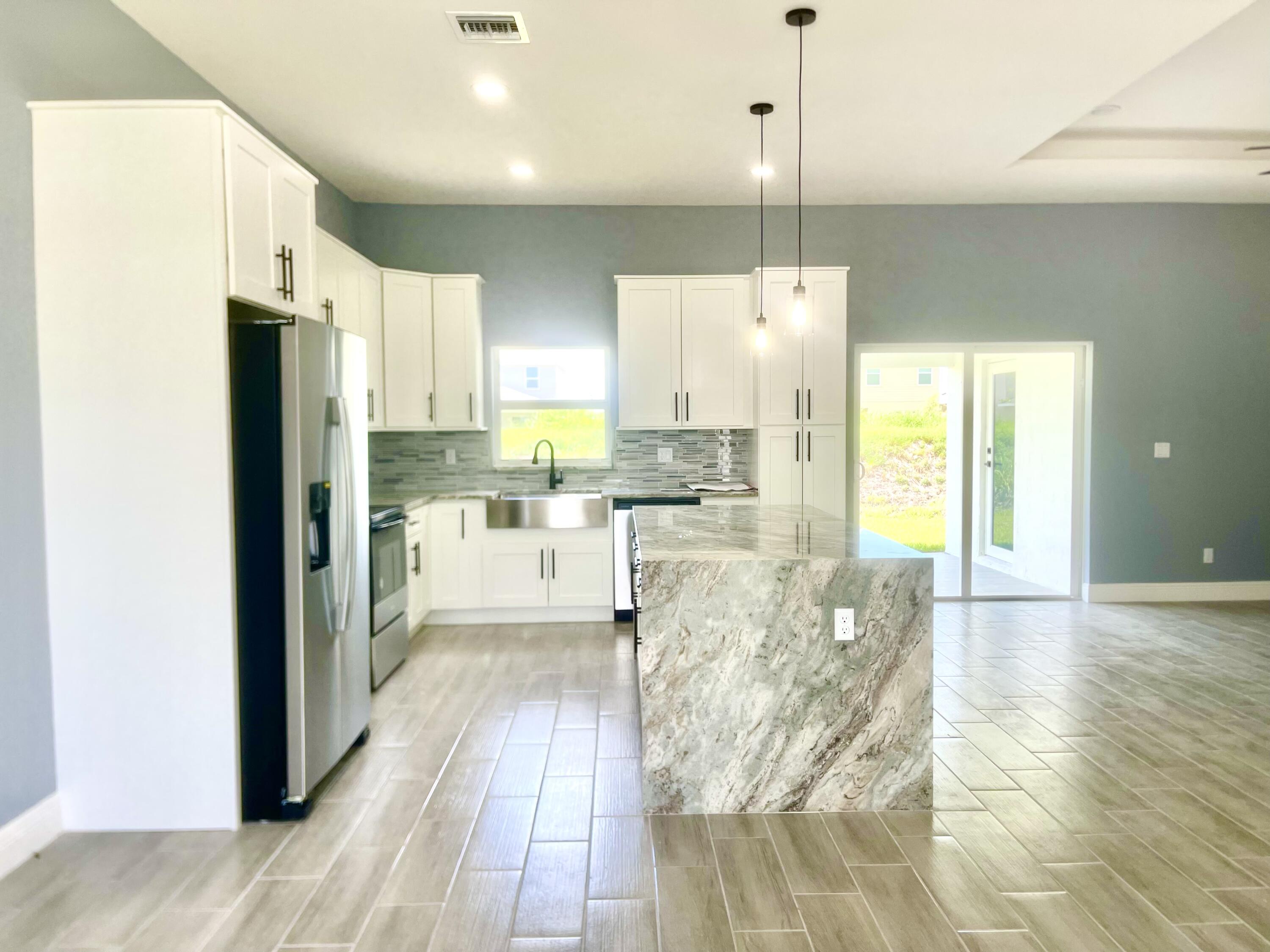 MLS #RX-11100622 image #4