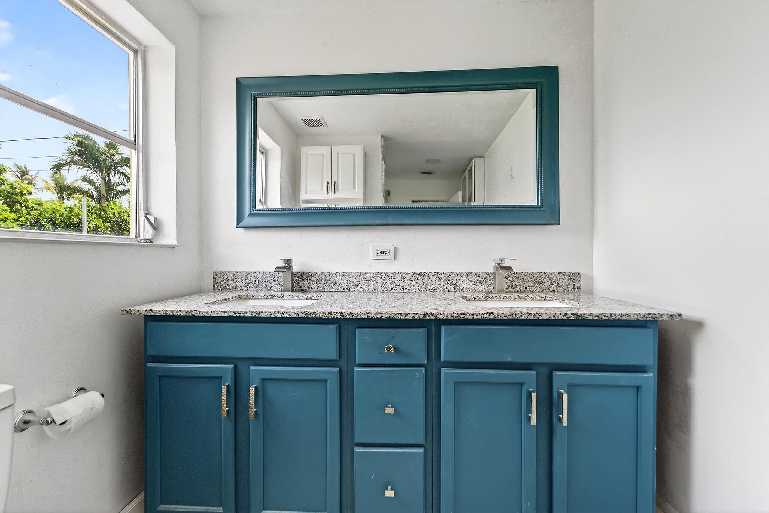 MLS #RX-11101163 image #11