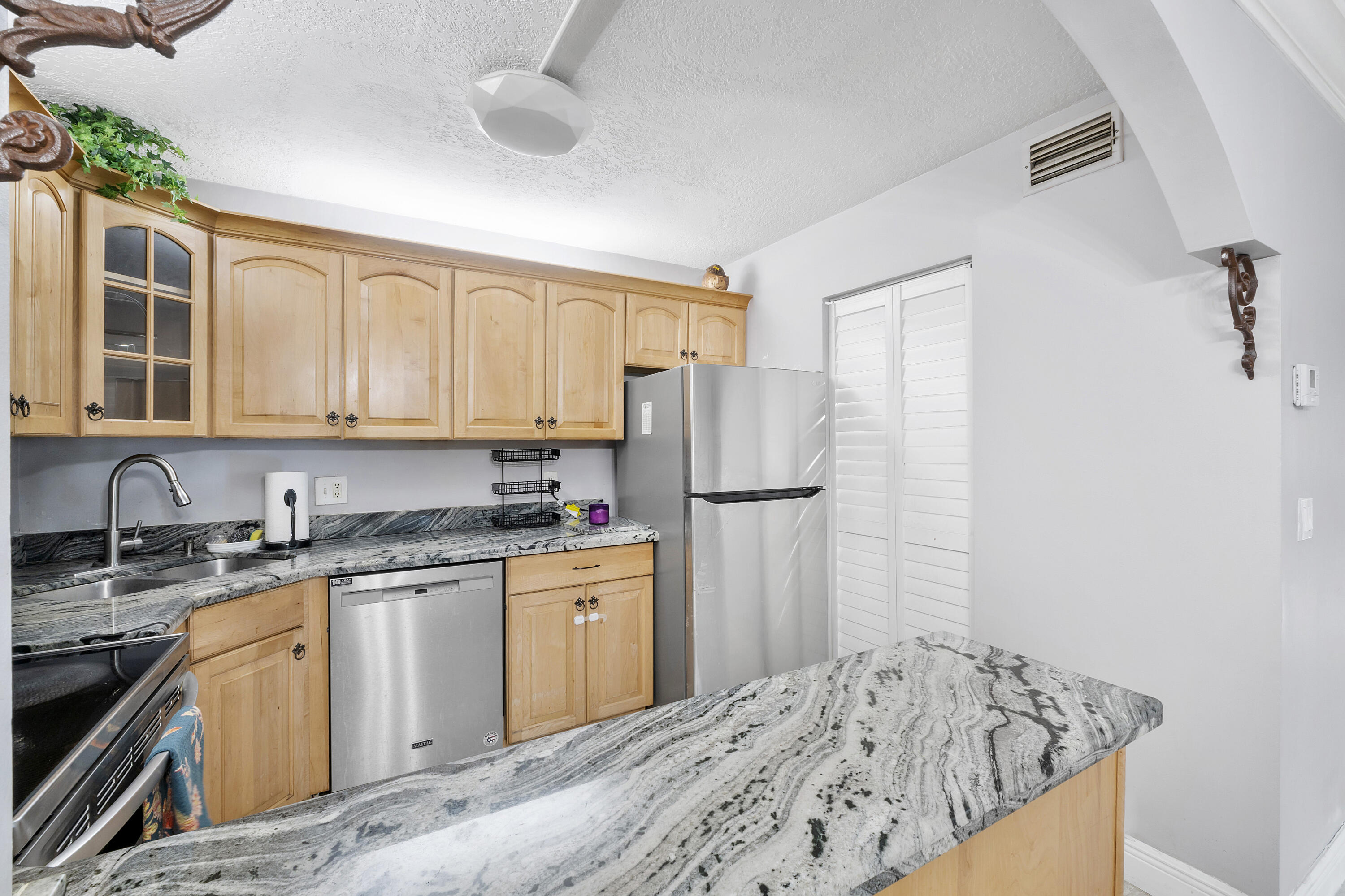 MLS #RX-11101234 image #10