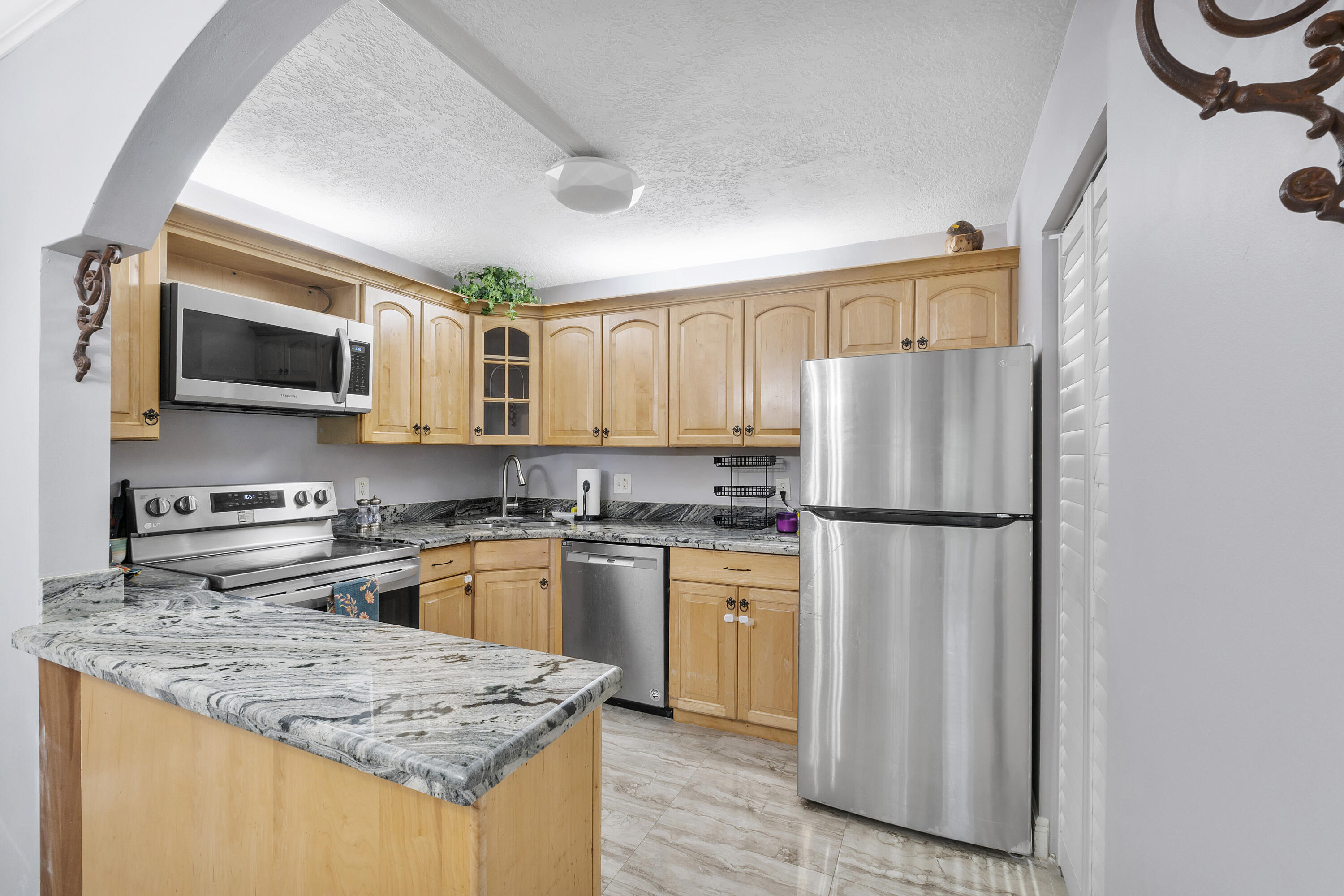 MLS #RX-11101234 image #8