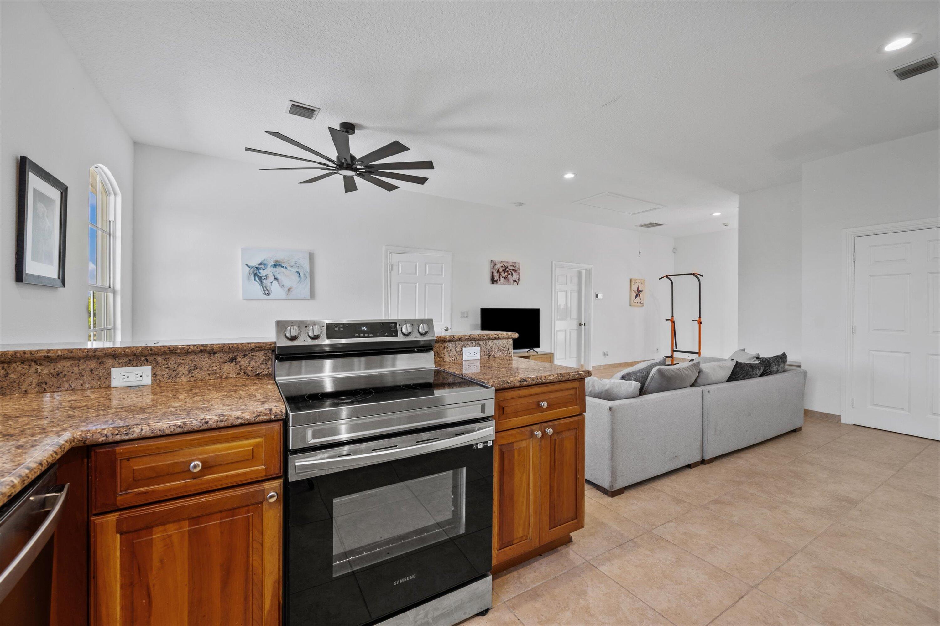 MLS #RX-11101353 image #54