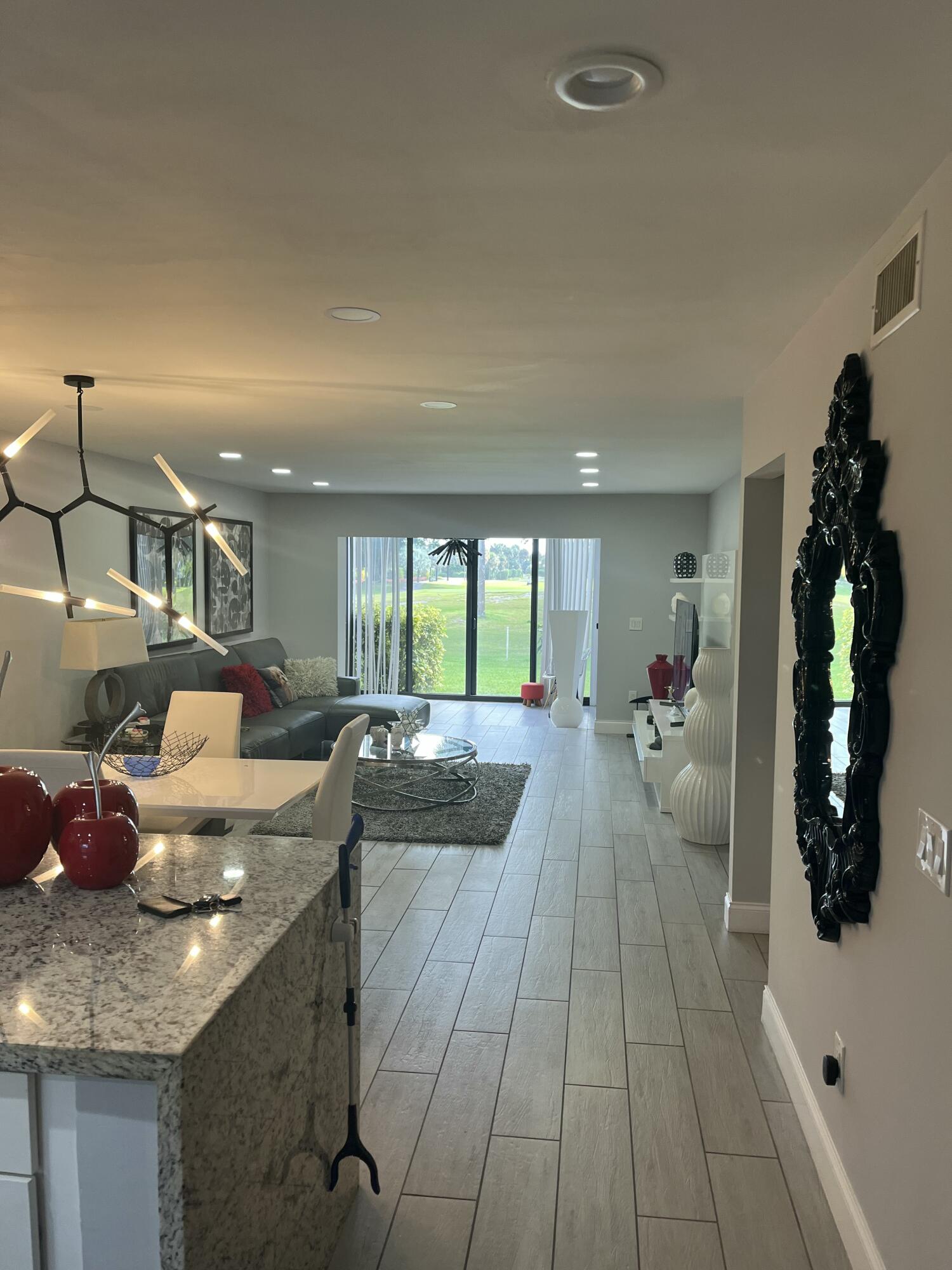 MLS #RX-11011197 image #1