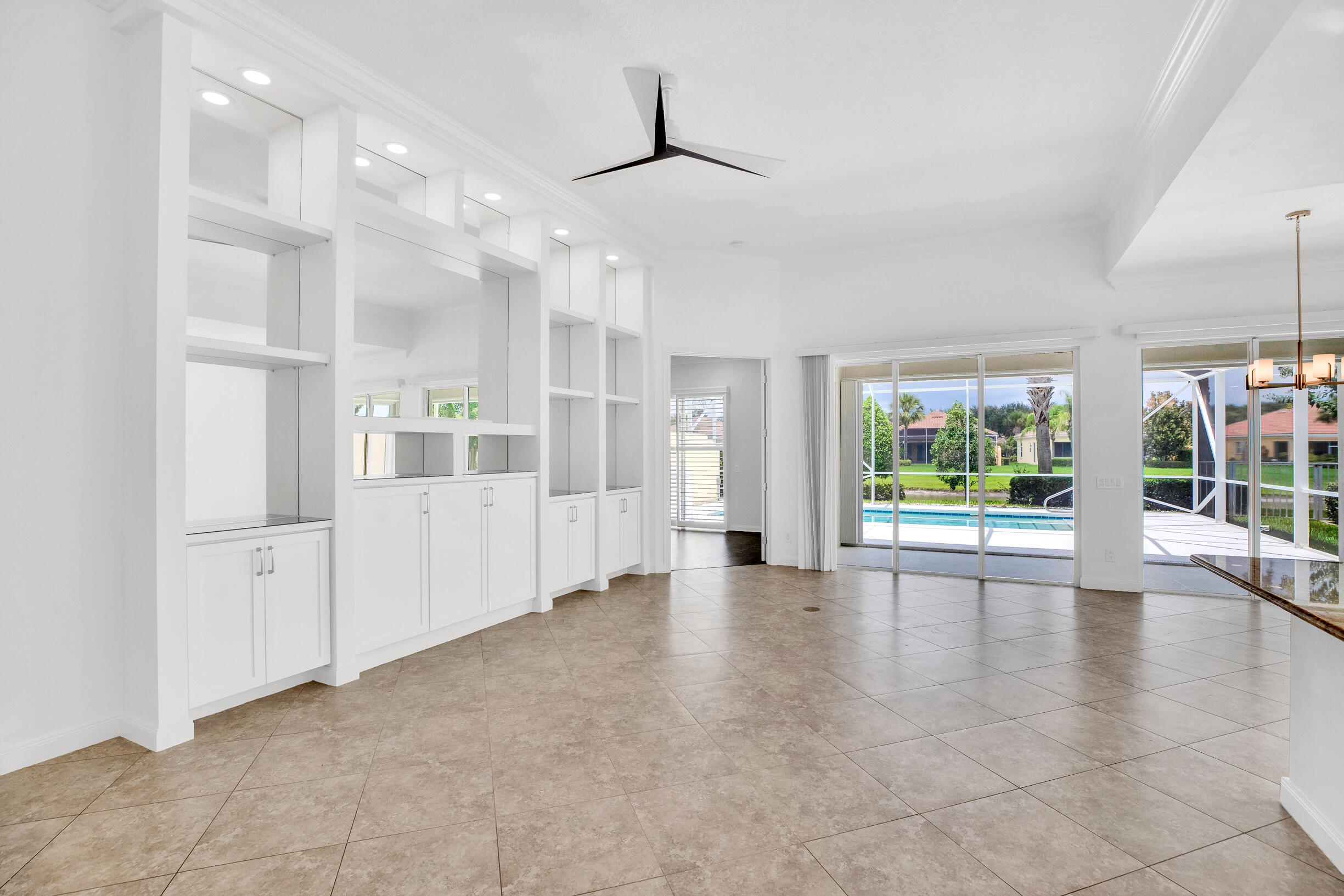 MLS #RX-11102423 image #2