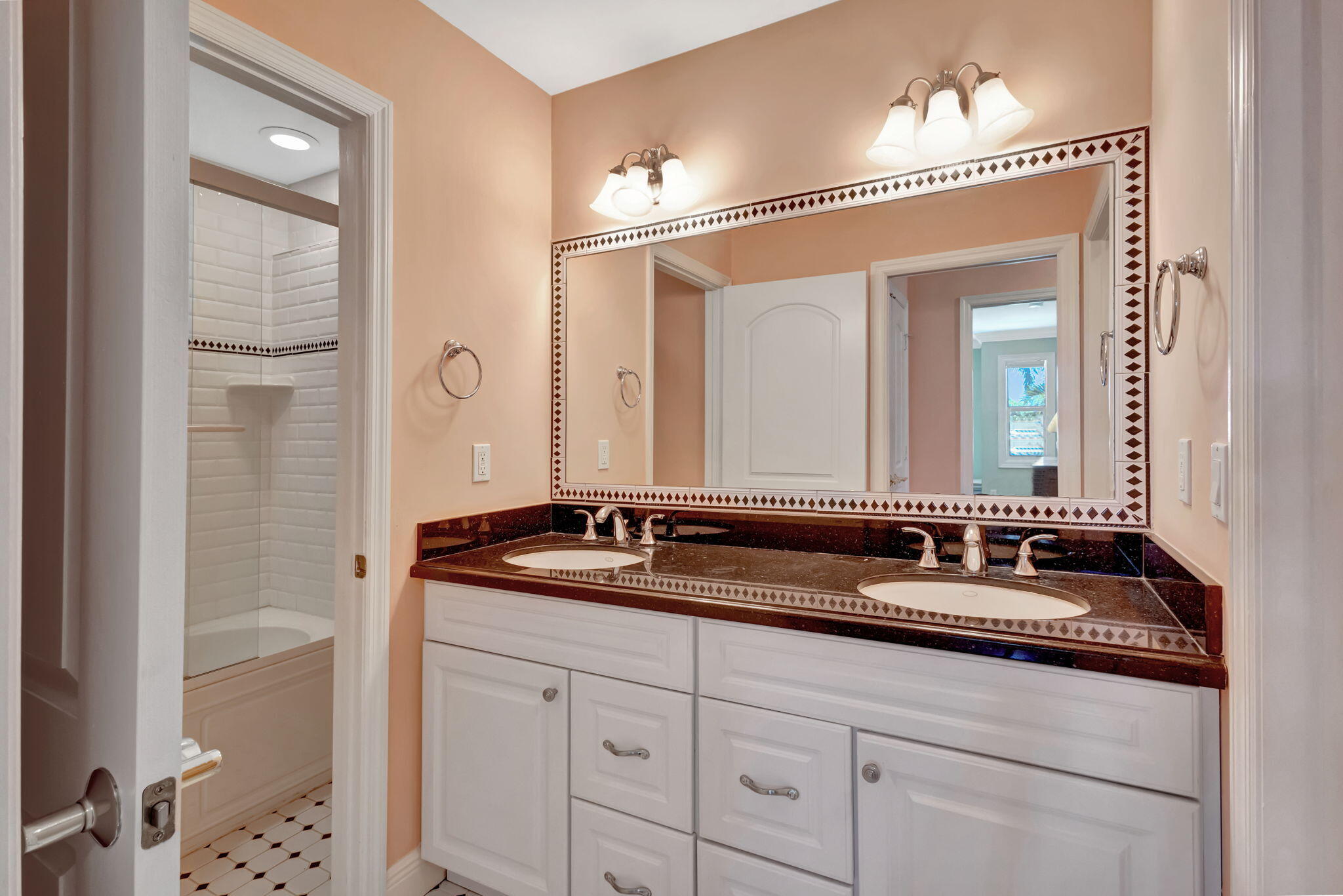 MLS #RX-11102476 image #56