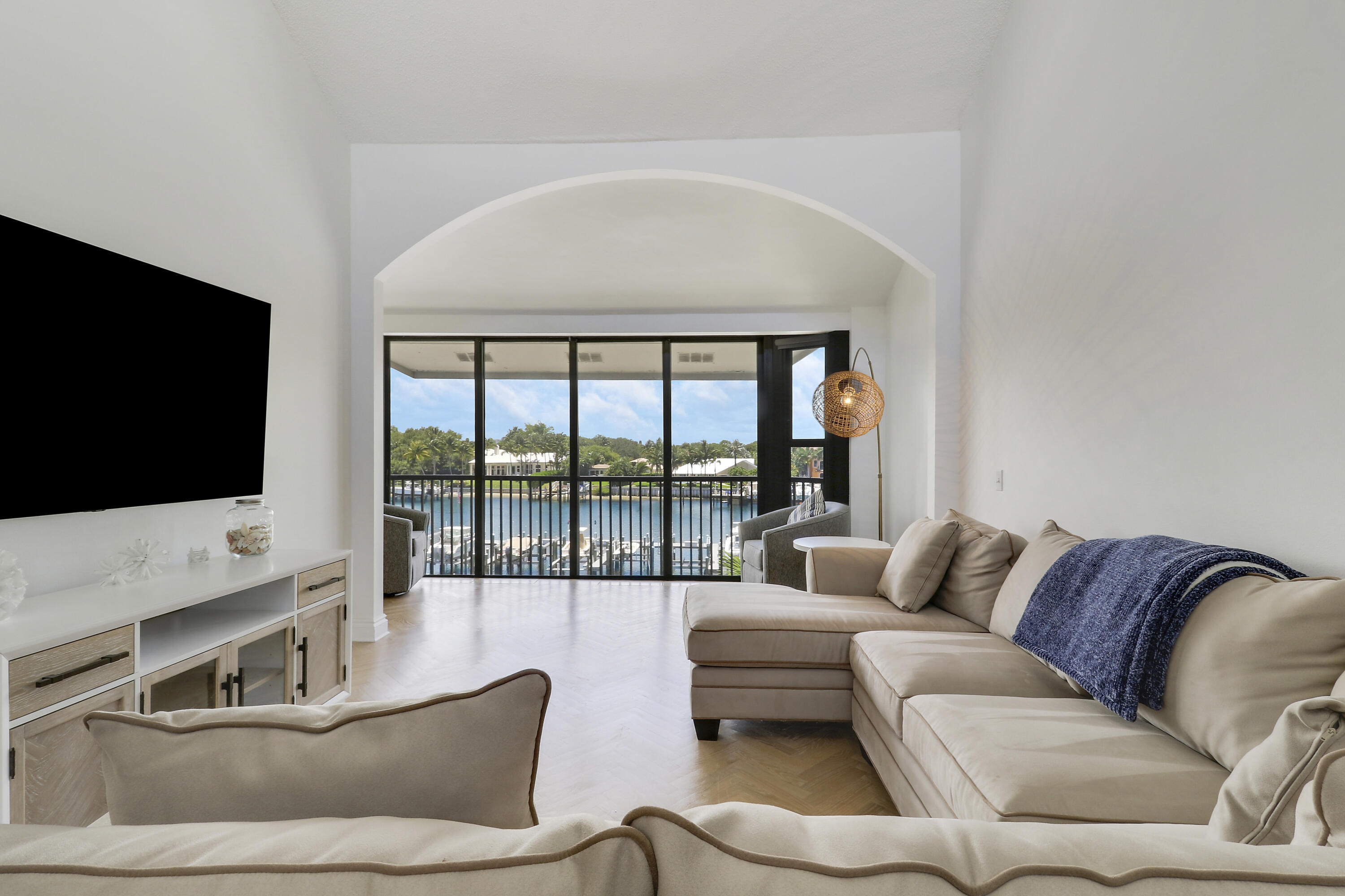 MLS #RX-11102740 image #9