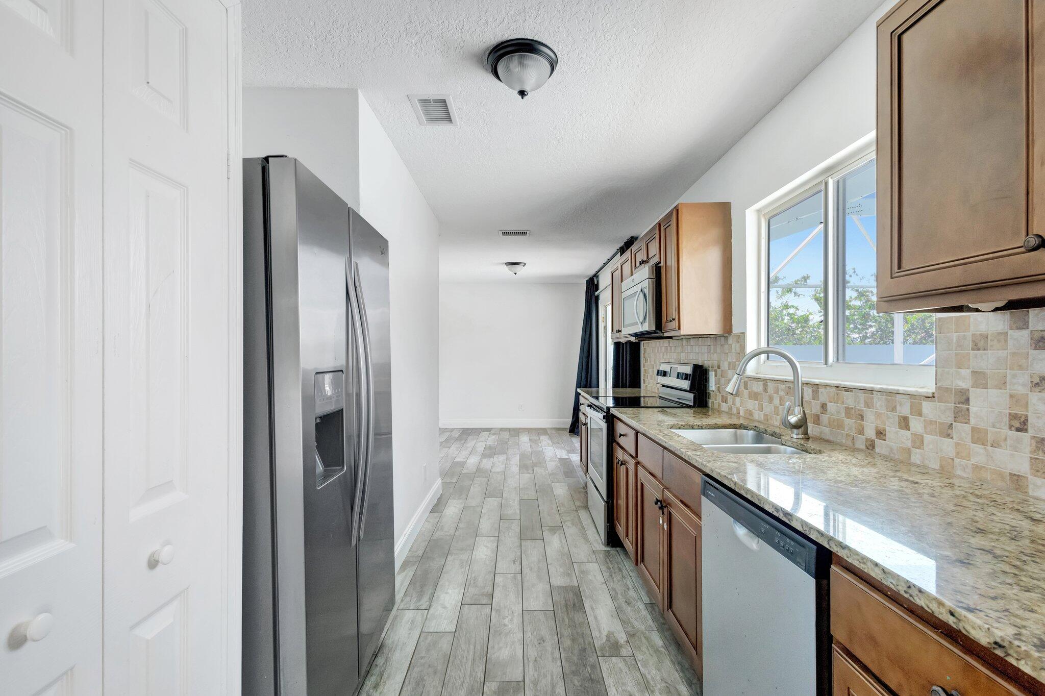 MLS #RX-10686896 image #15