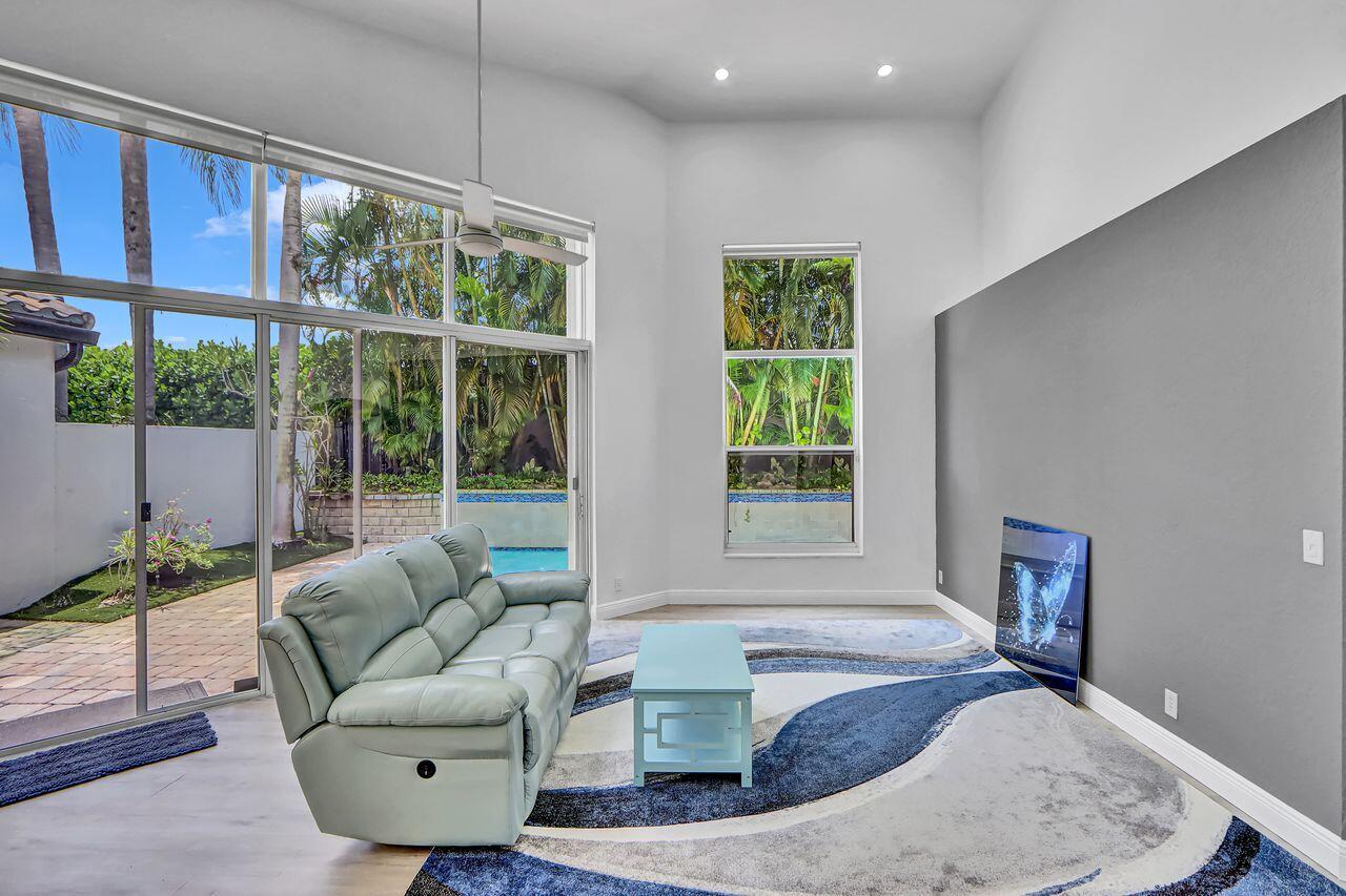 MLS #RX-11103548 image #5