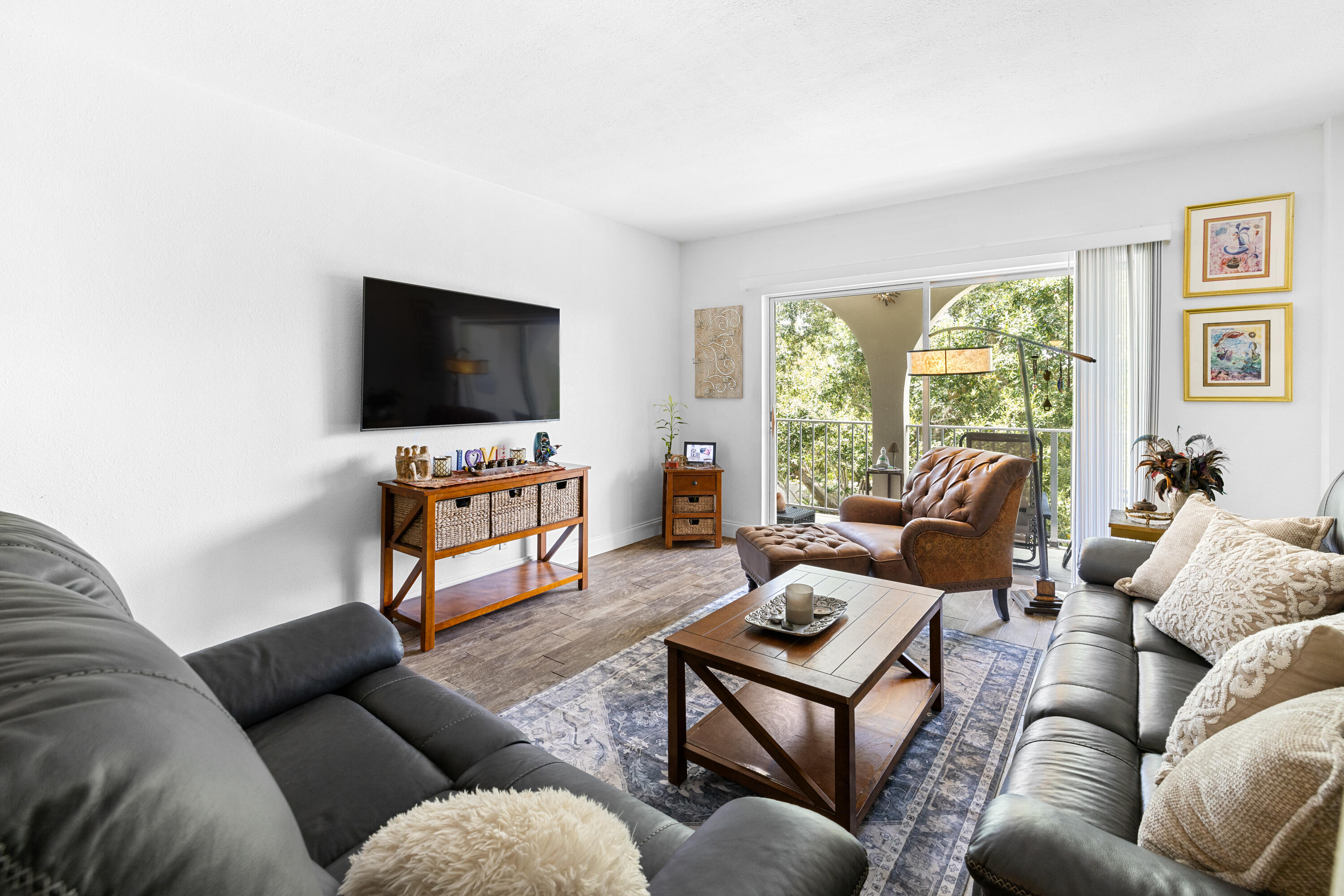 MLS #RX-11103686 image #2