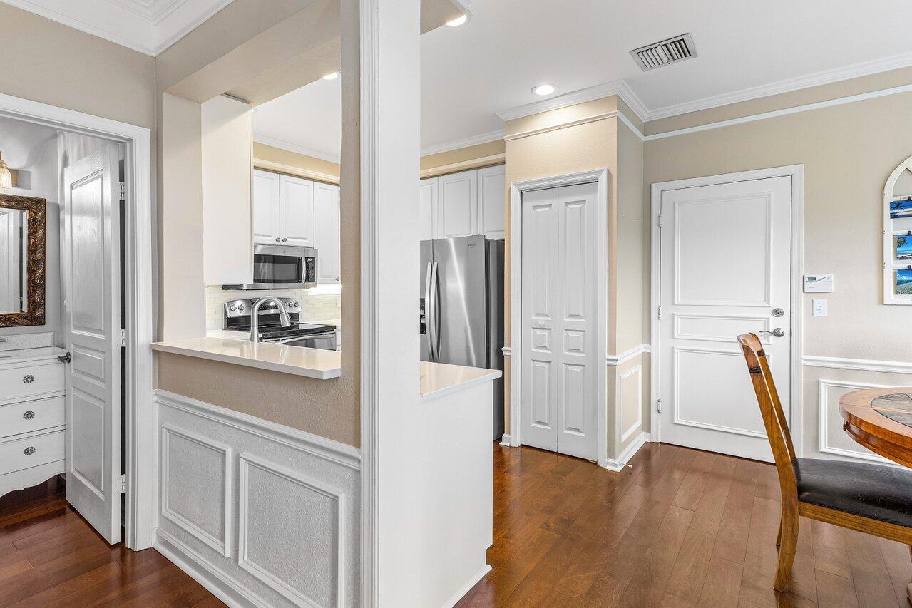 MLS #RX-11103760 image #9