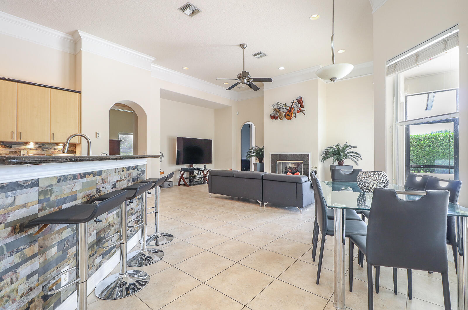 MLS #RX-11104459 image #16