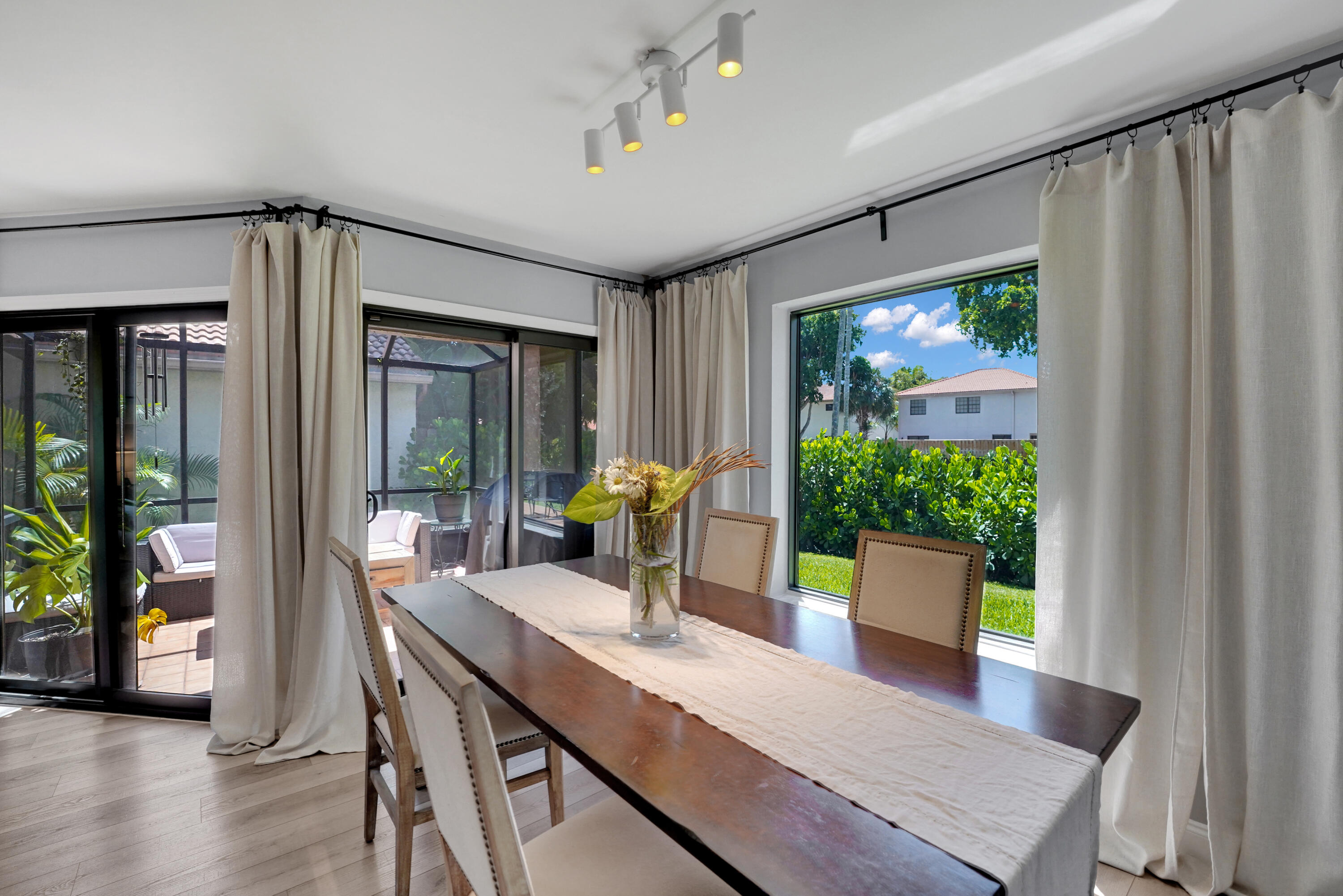 MLS #RX-11105388 image #9