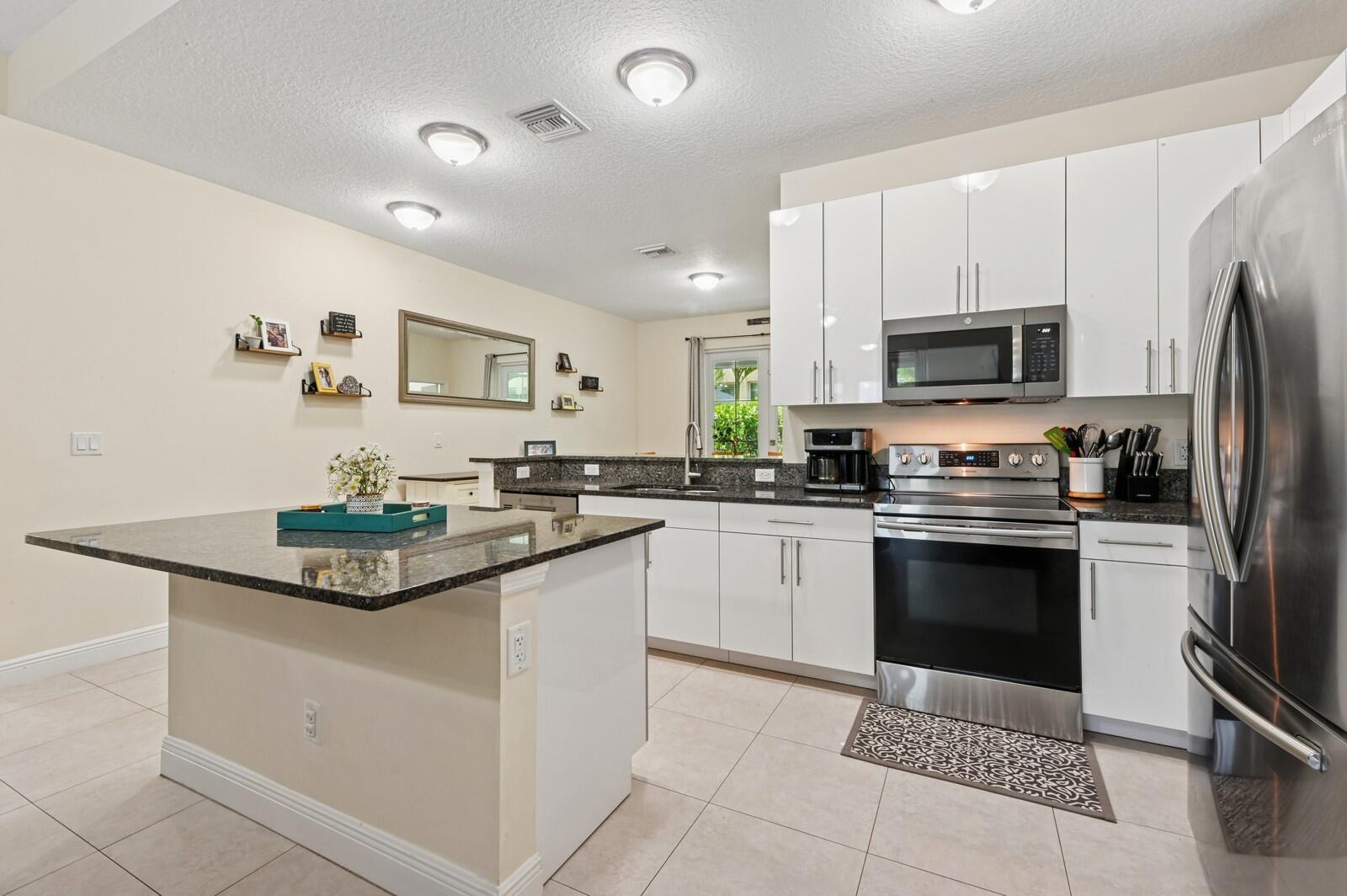 MLS #RX-11105896 image #3