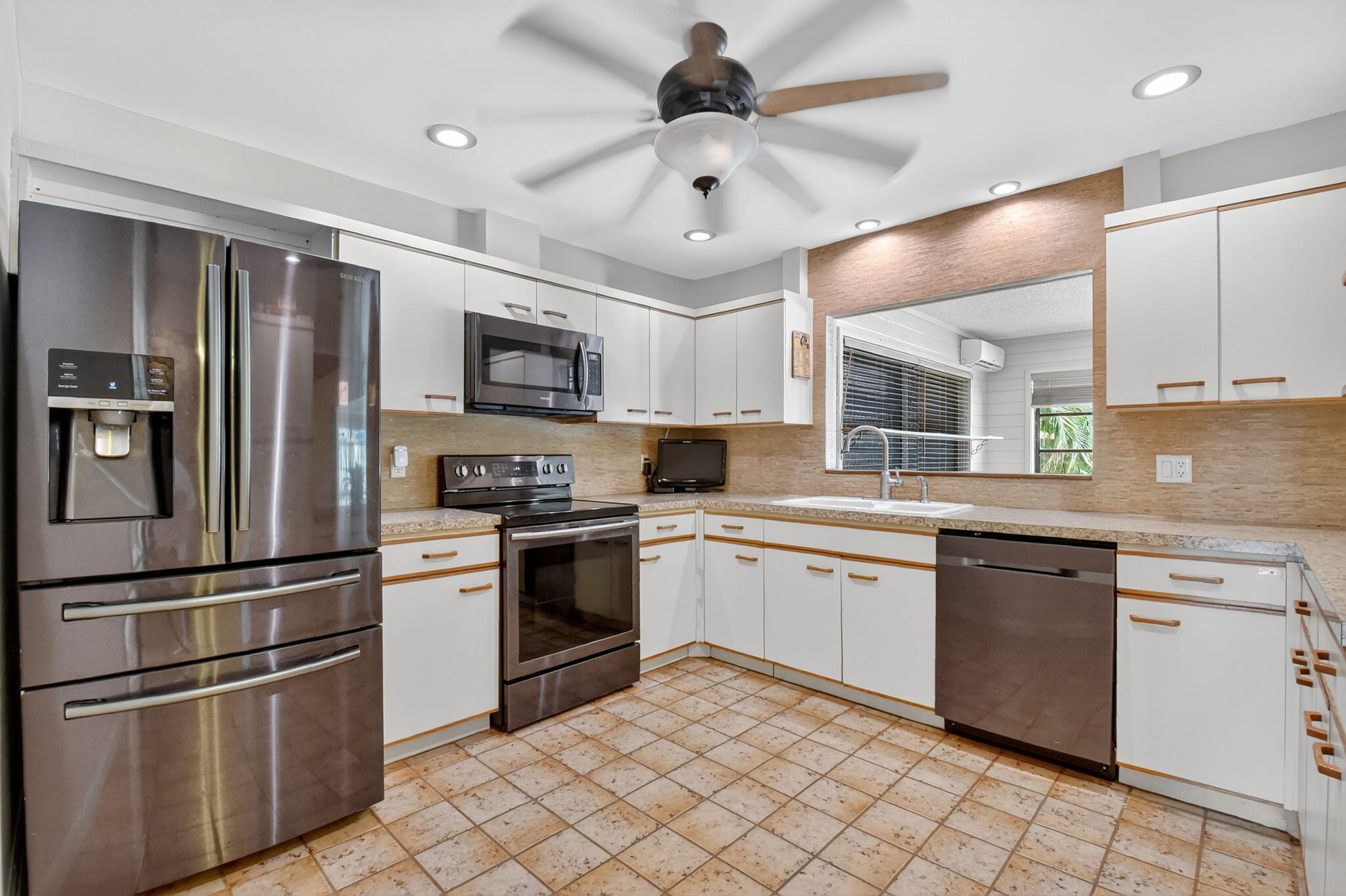 MLS #RX-11106185 image #17