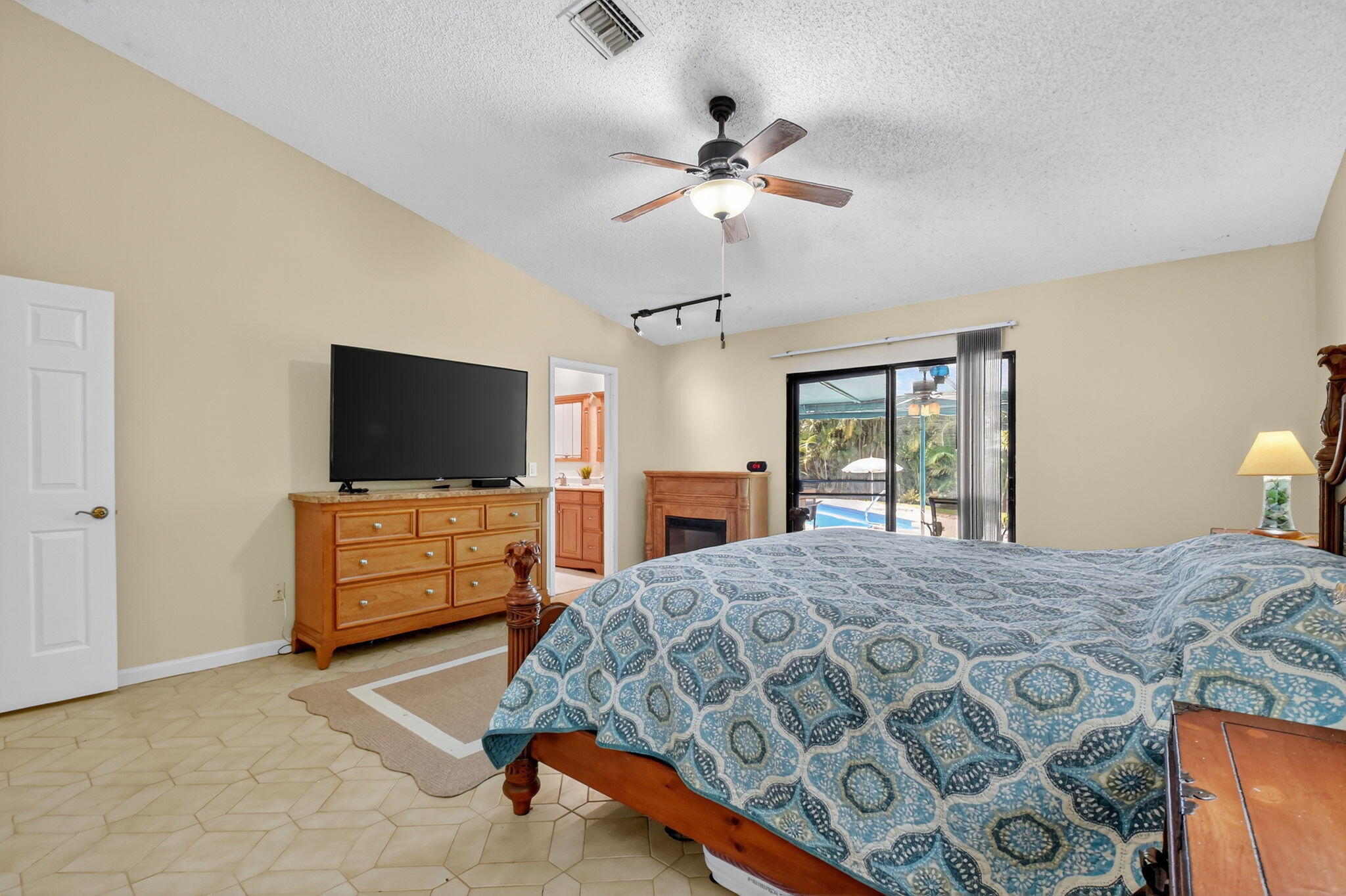 MLS #RX-11106185 image #26