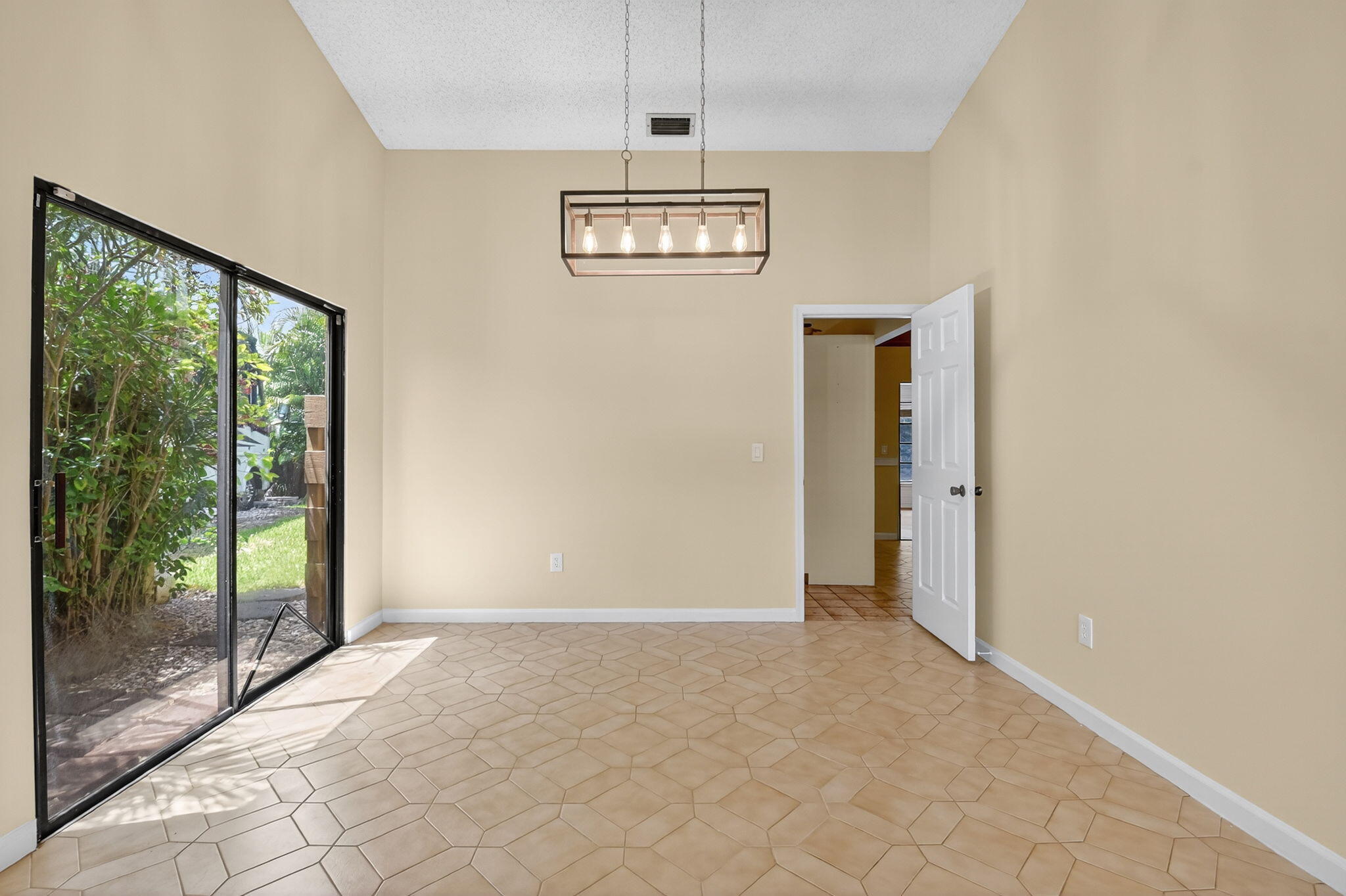 MLS #RX-11106185 image #9