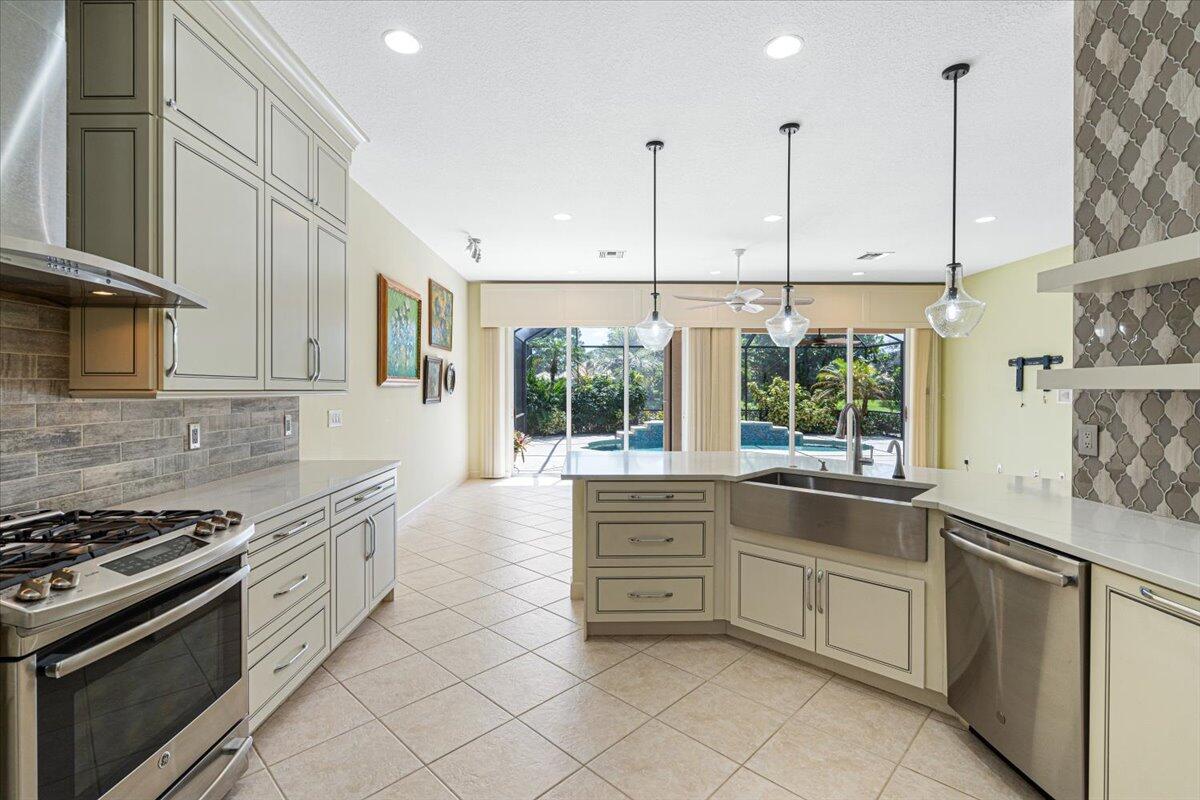 MLS #RX-11106966 image #26