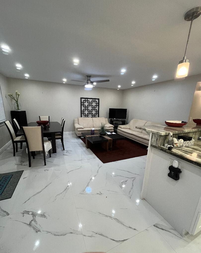 MLS #RX-11107501 image #4