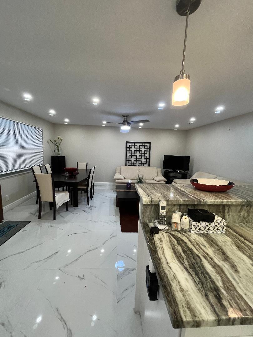 MLS #RX-11107501 image #5