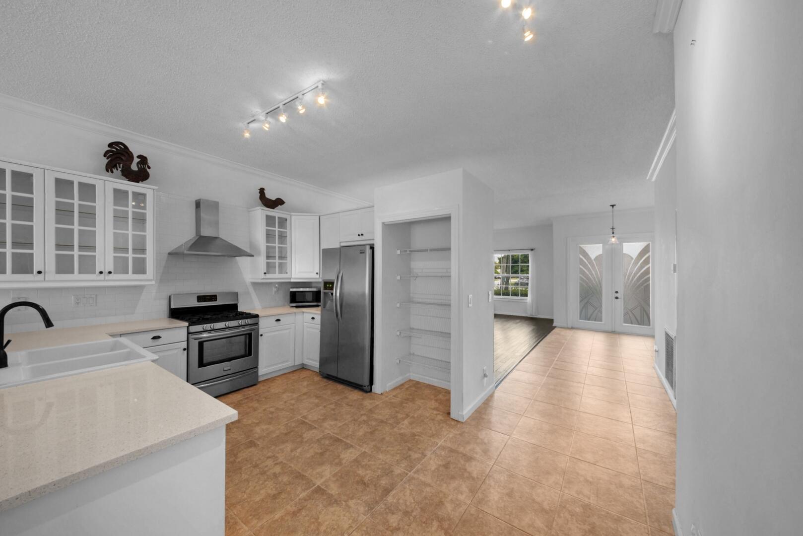 MLS #RX-11107509 image #14