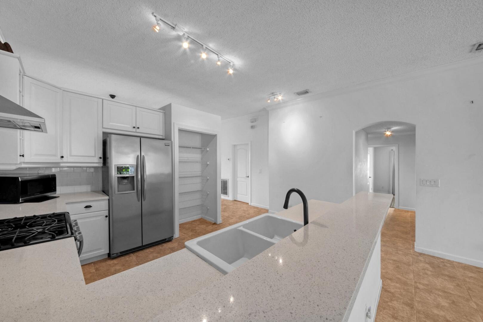 MLS #RX-11107509 image #16