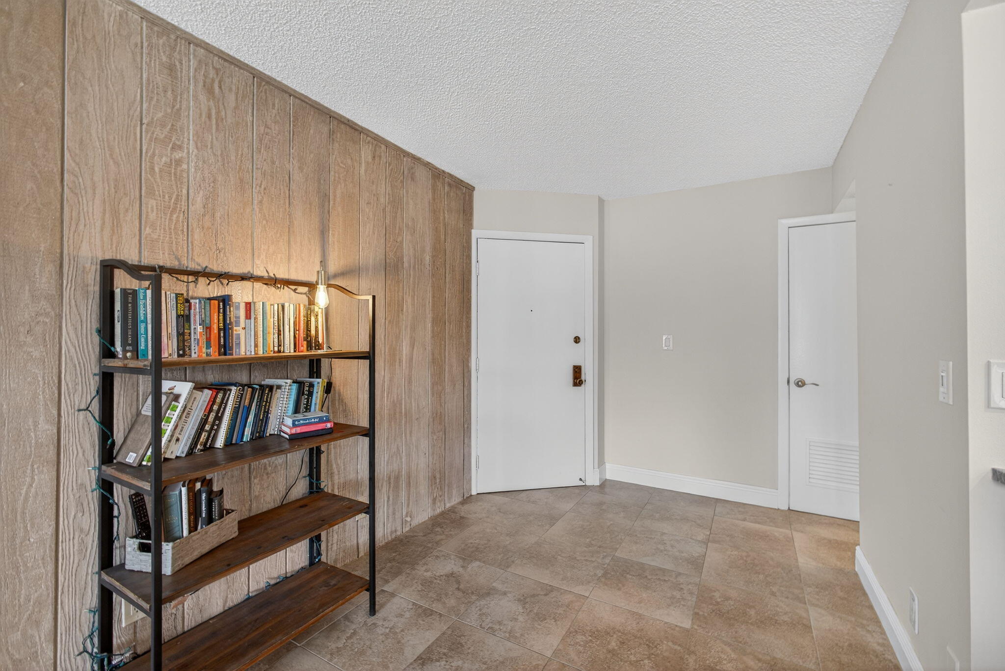 MLS #RX-11108101 image #2