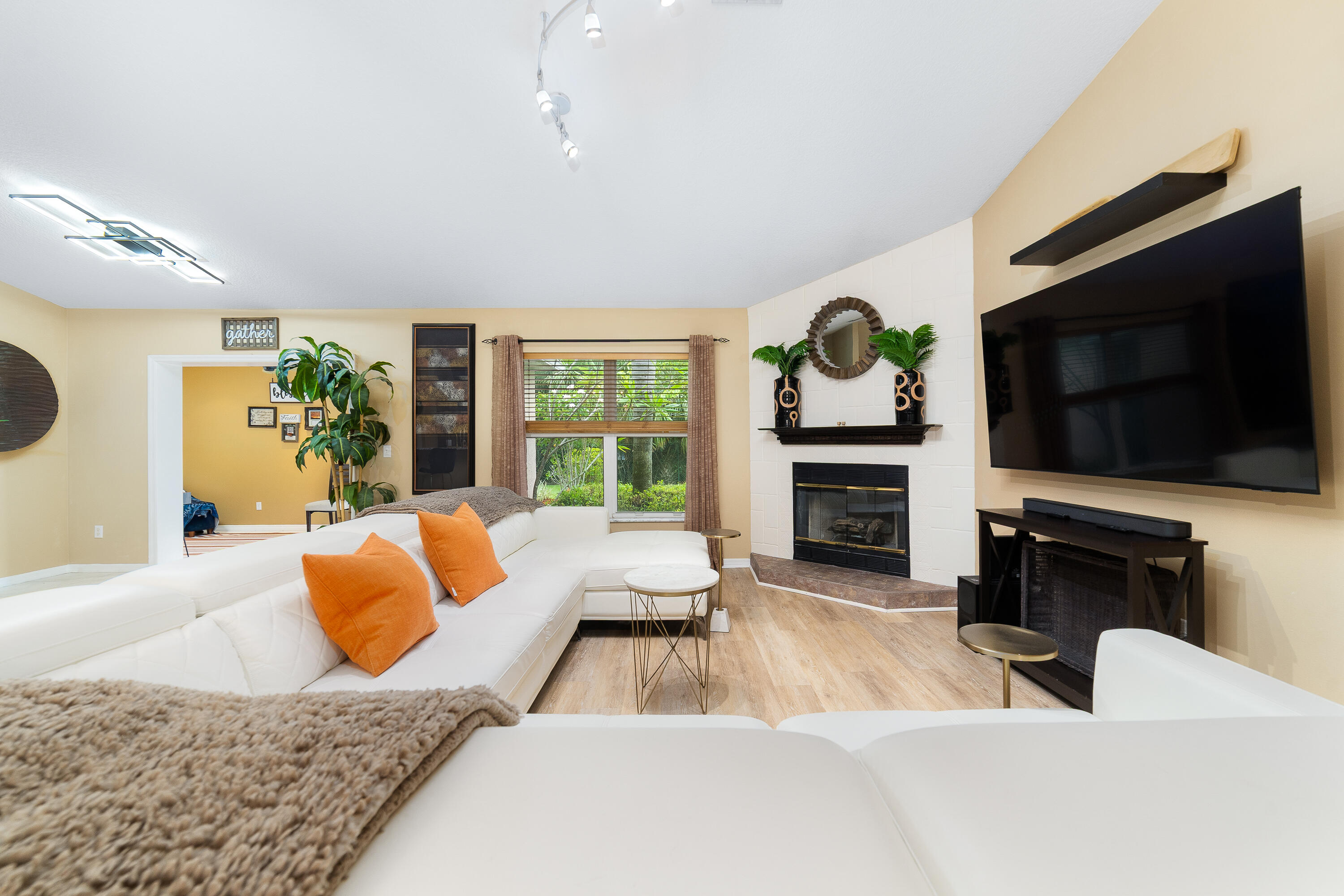 MLS #RX-11108217 image #8