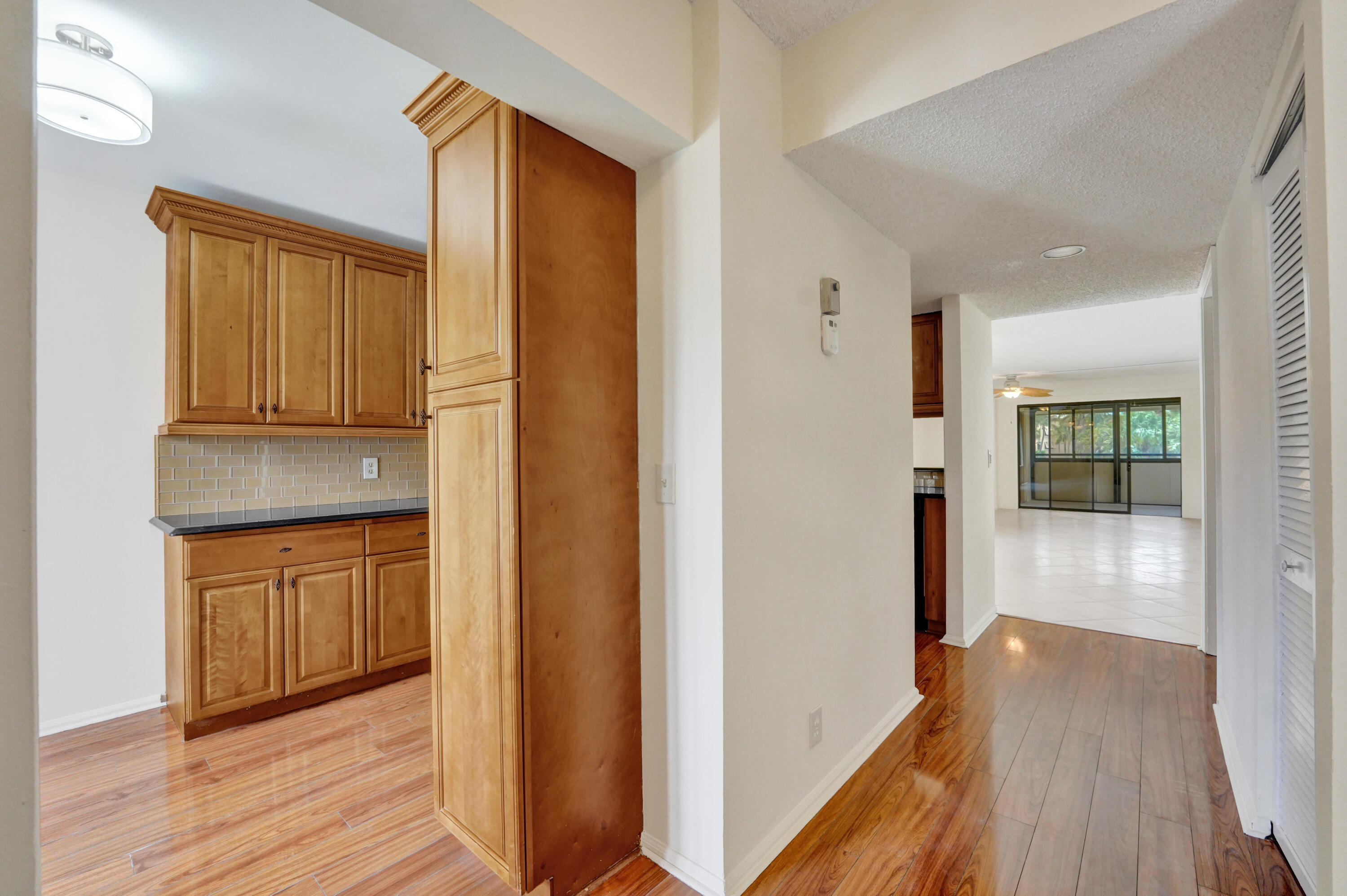 MLS #RX-11108357 image #4