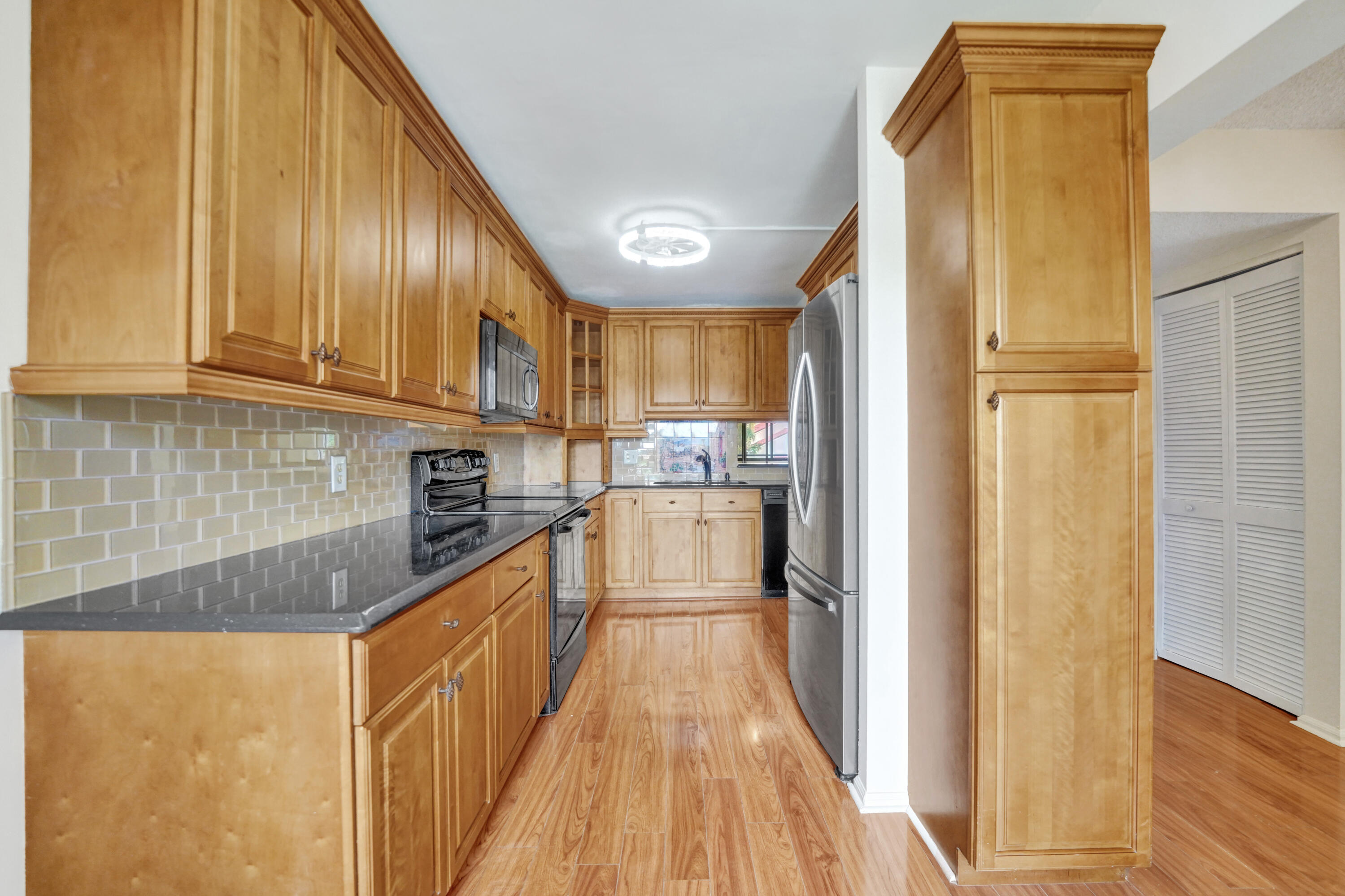 MLS #RX-11108357 image #5