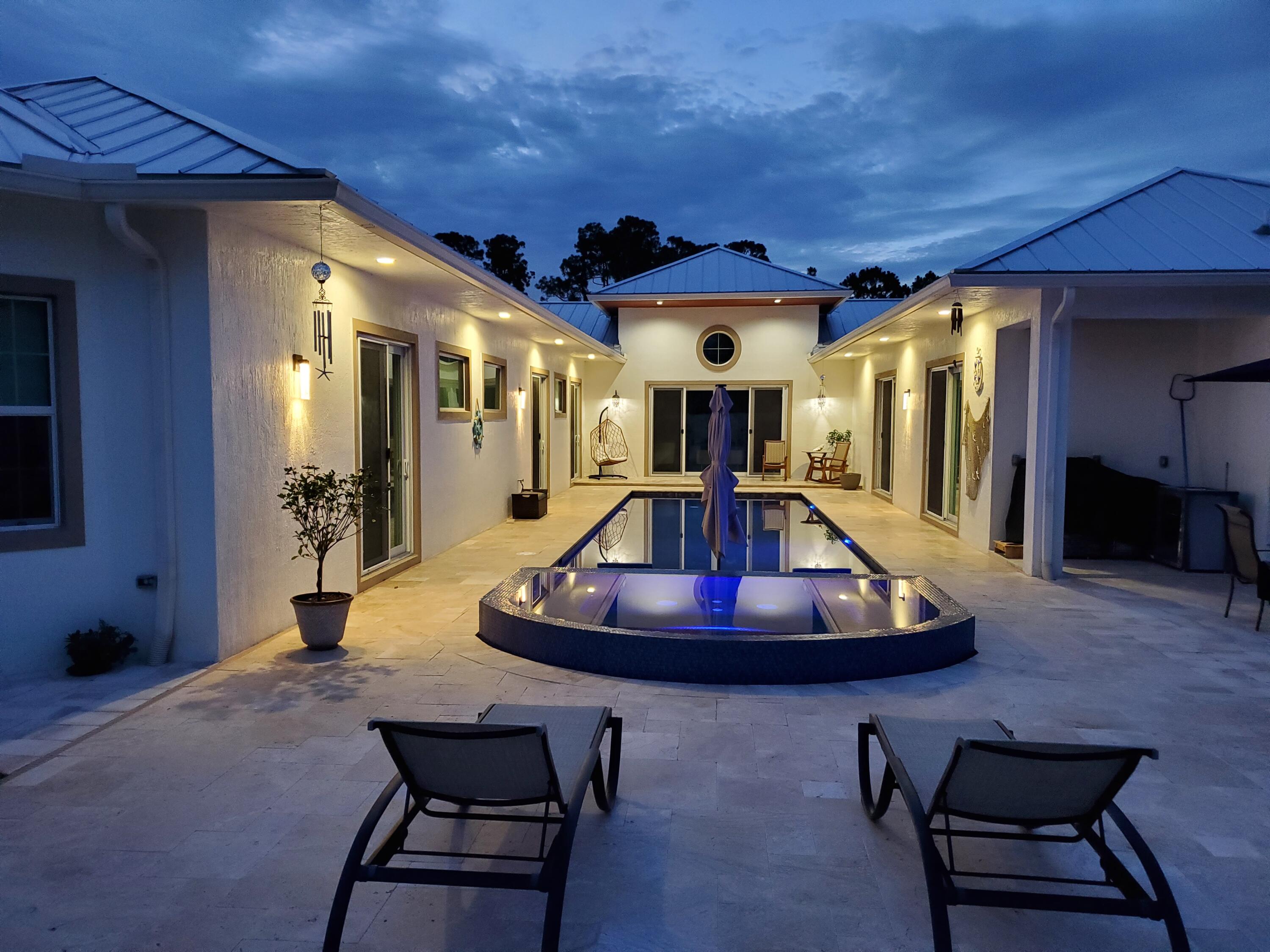 MLS #RX-10253280 image #0