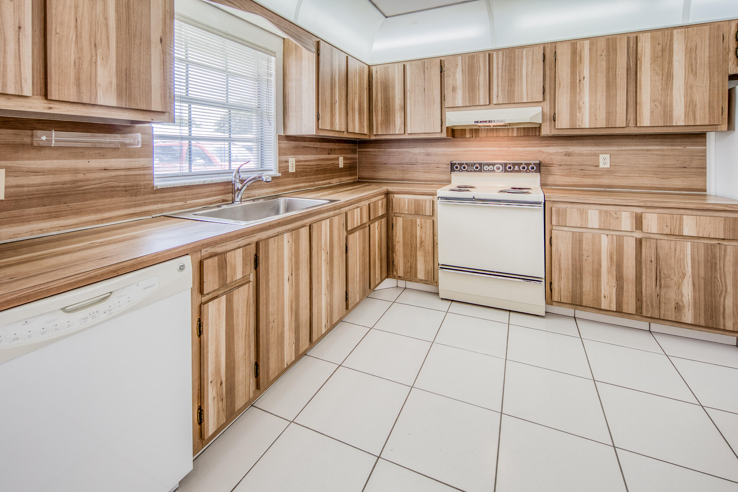 MLS #RX-10993625 image #2