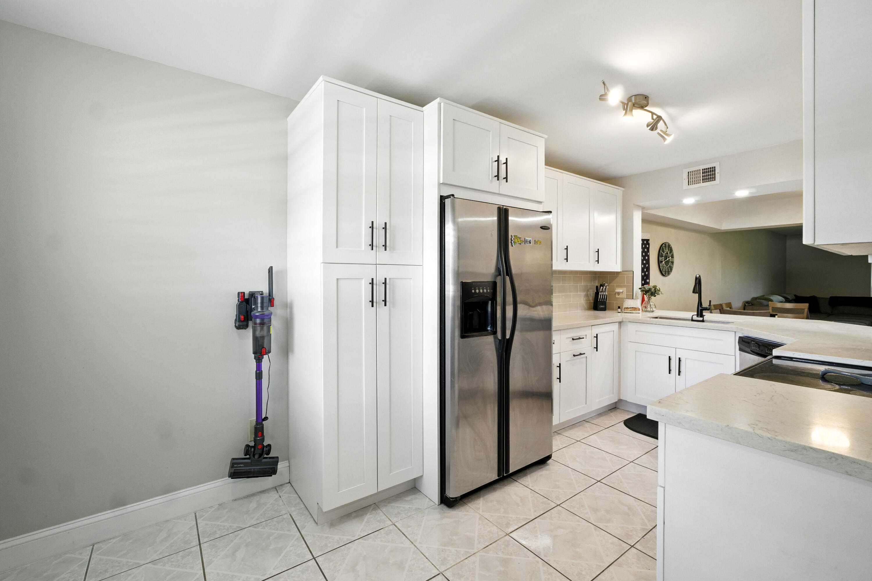 MLS #RX-10502132 image #4