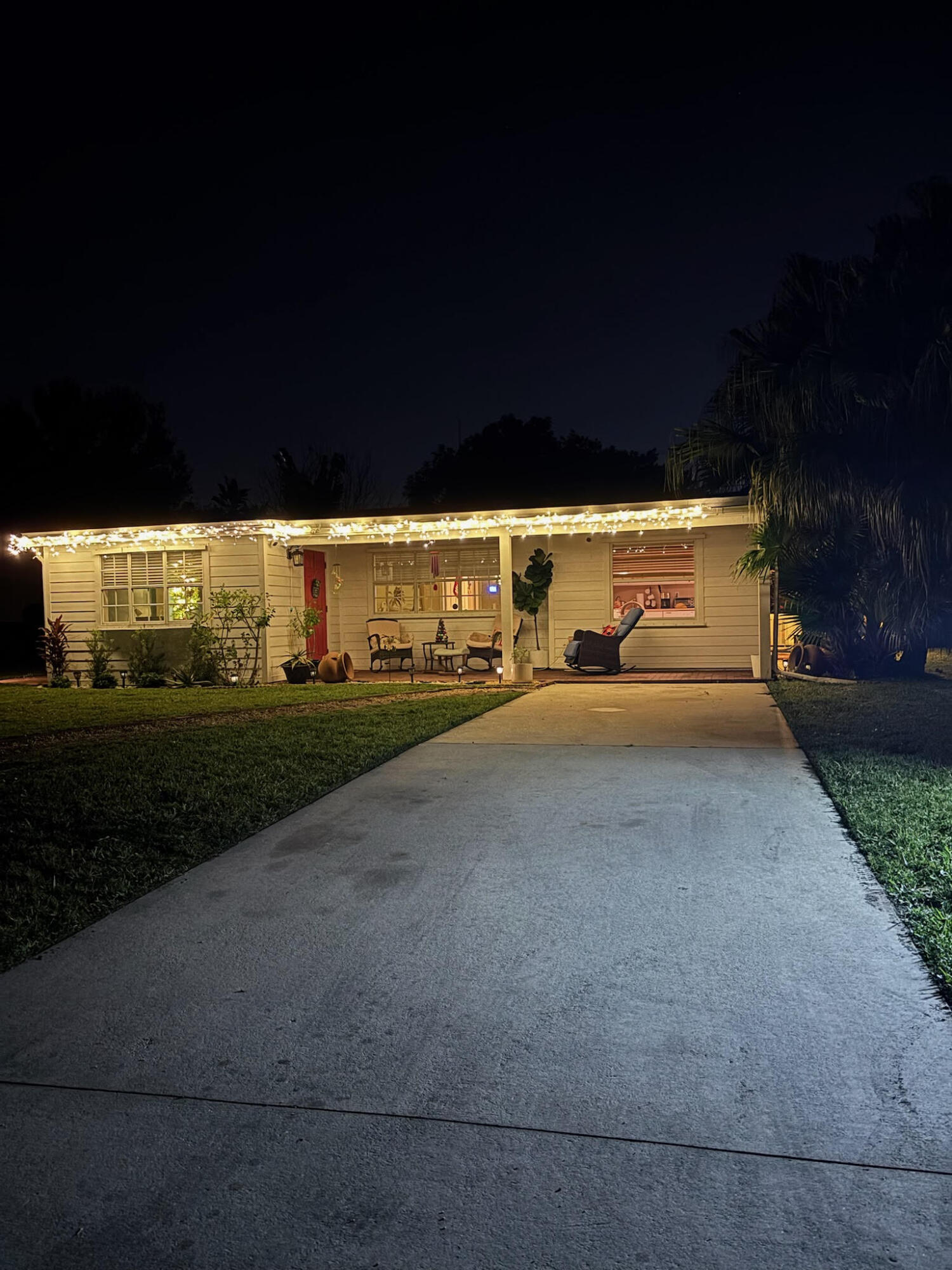 MLS #RX-10926515 image #0