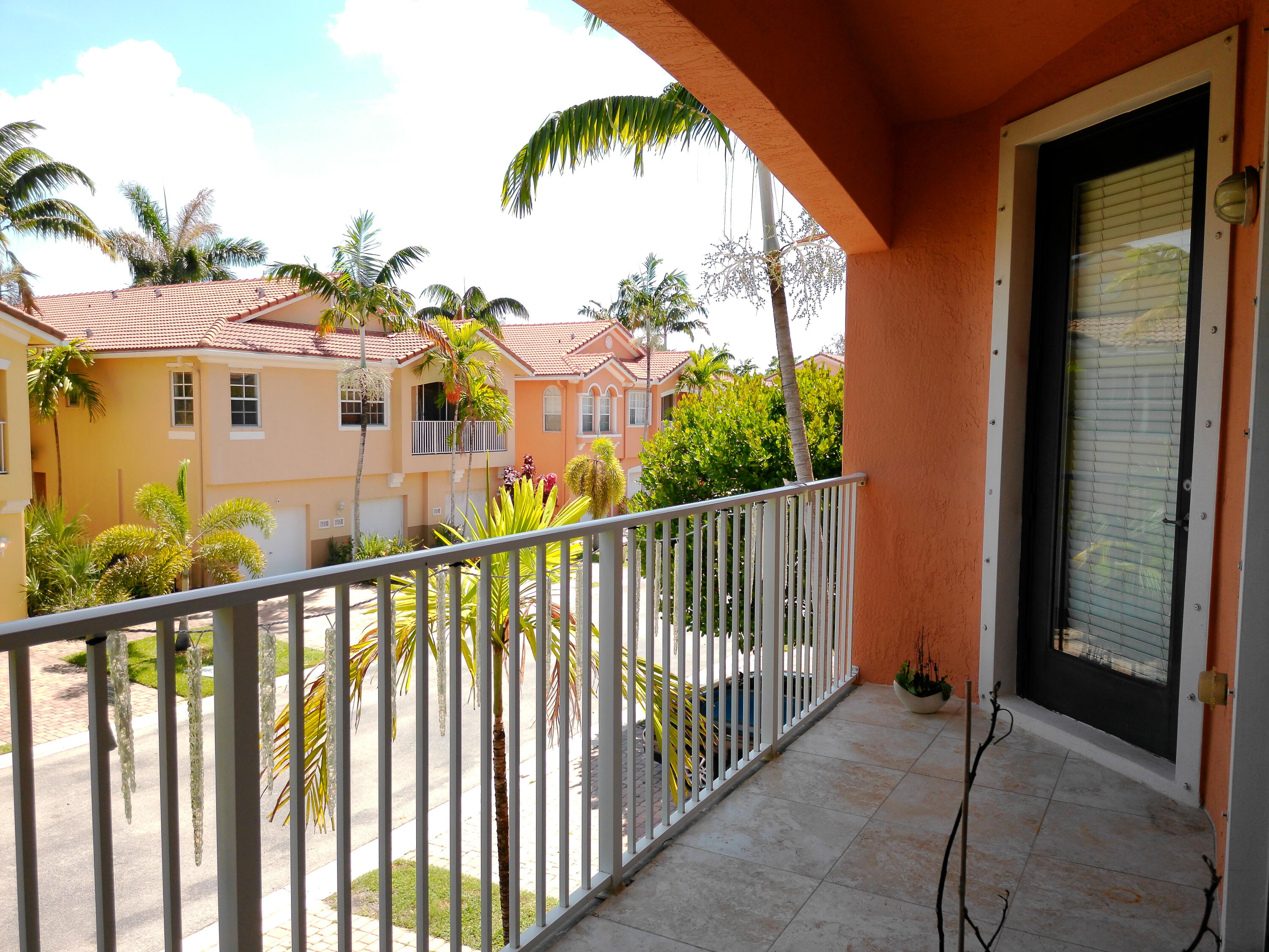 MLS #RX-11109363 image #2