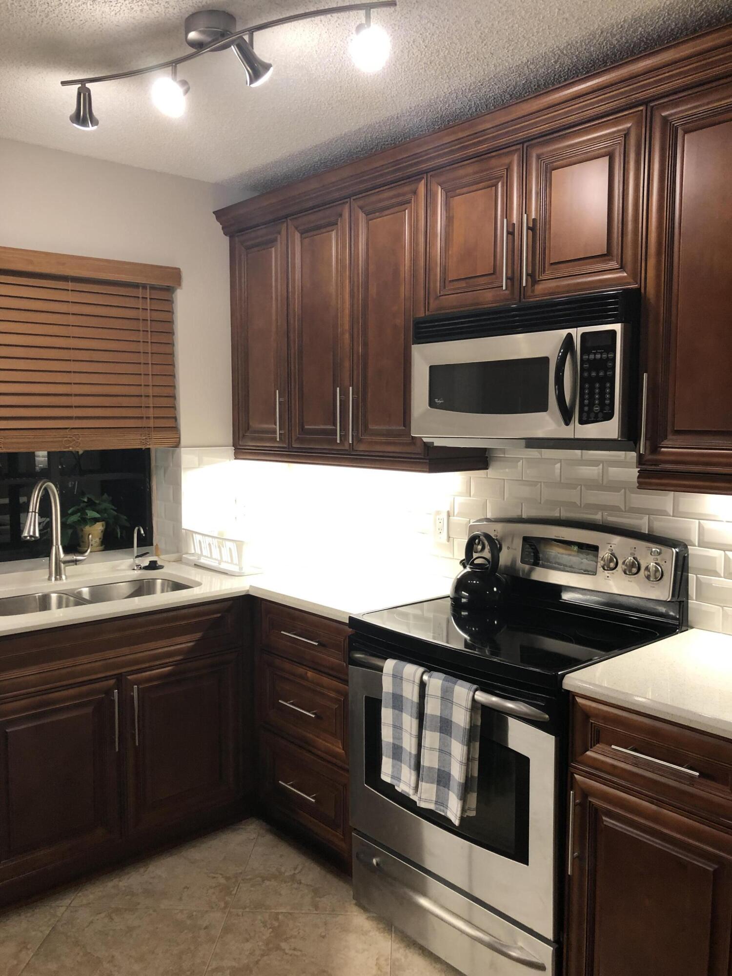 MLS #RX-11109563 image #3