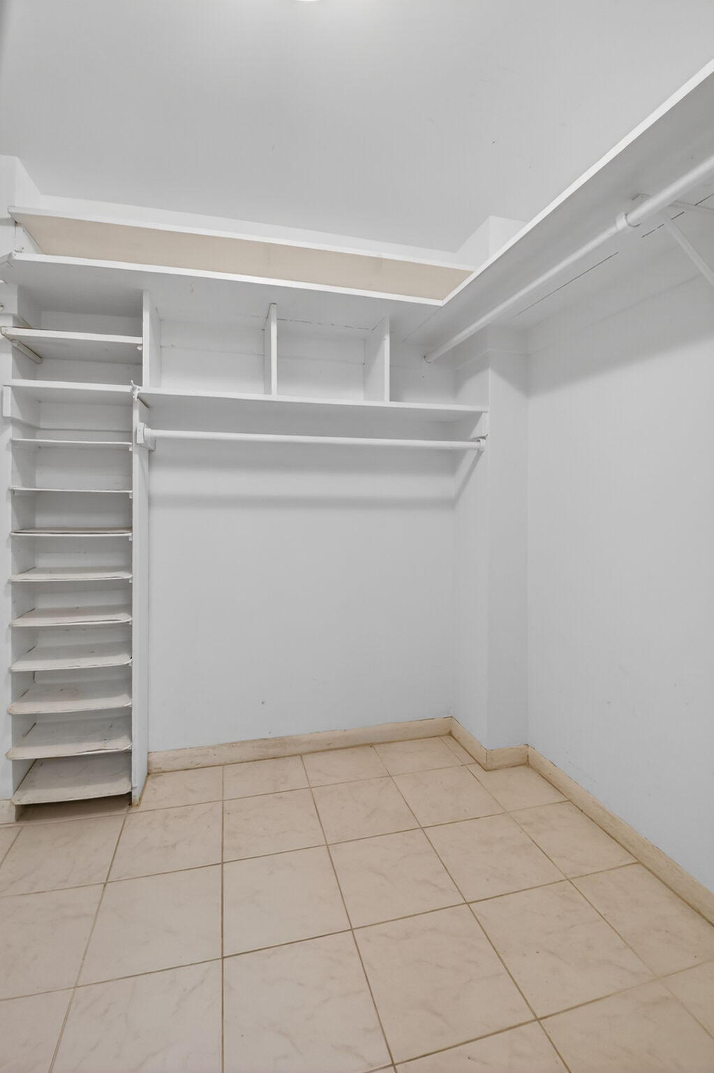 MLS #RX-11110138 image #24