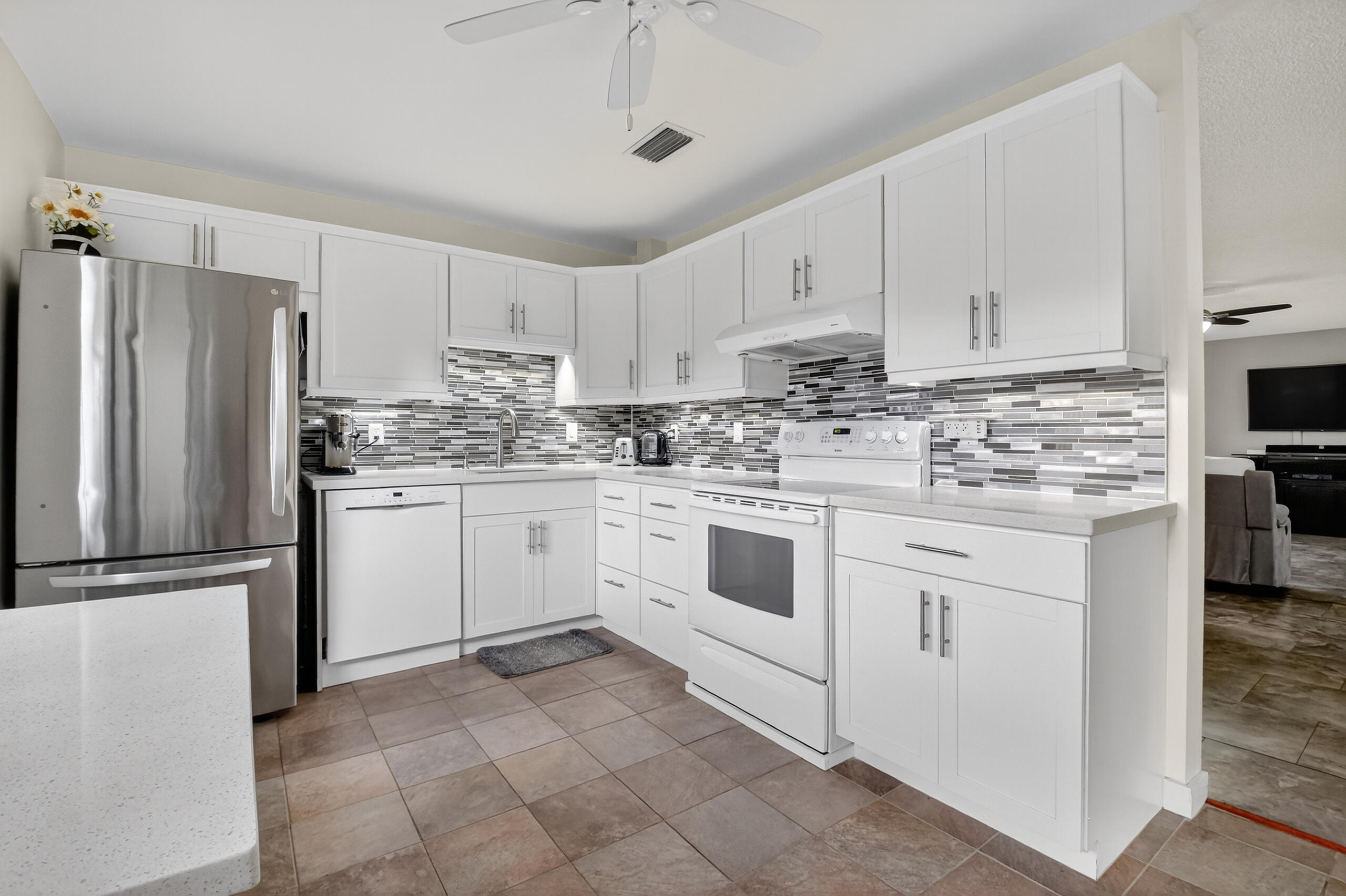 MLS #RX-11111160 image #0